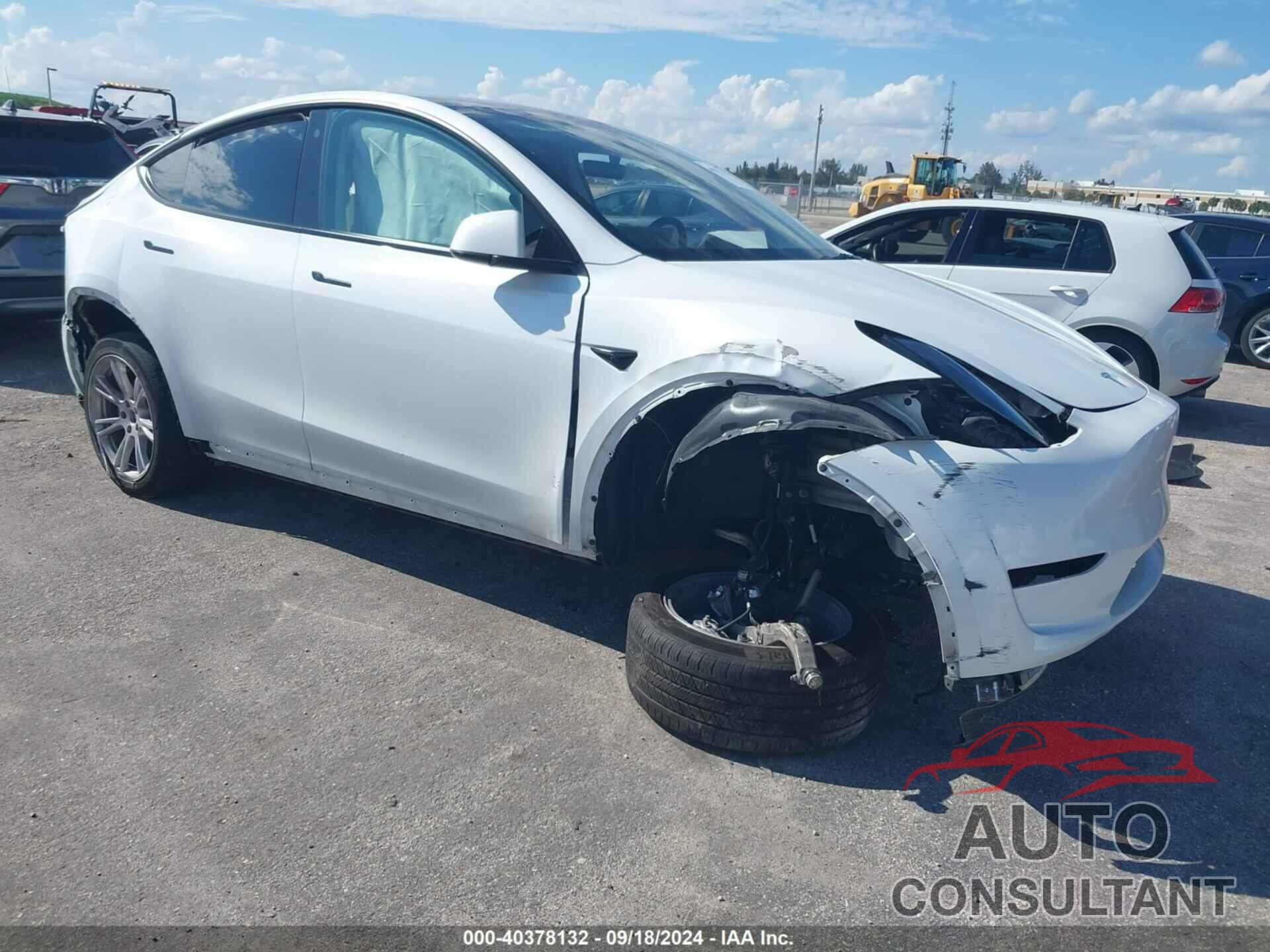 TESLA MODEL Y 2023 - 7SAYGDEE1PF760785