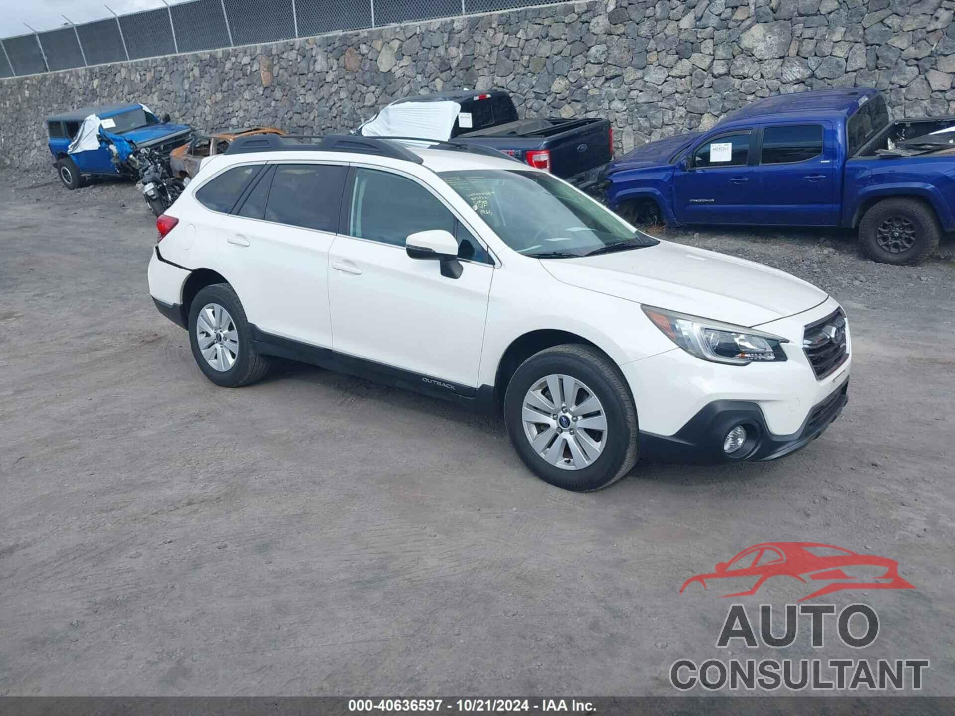 SUBARU OUTBACK 2018 - 4S4BSAFC0J3300501