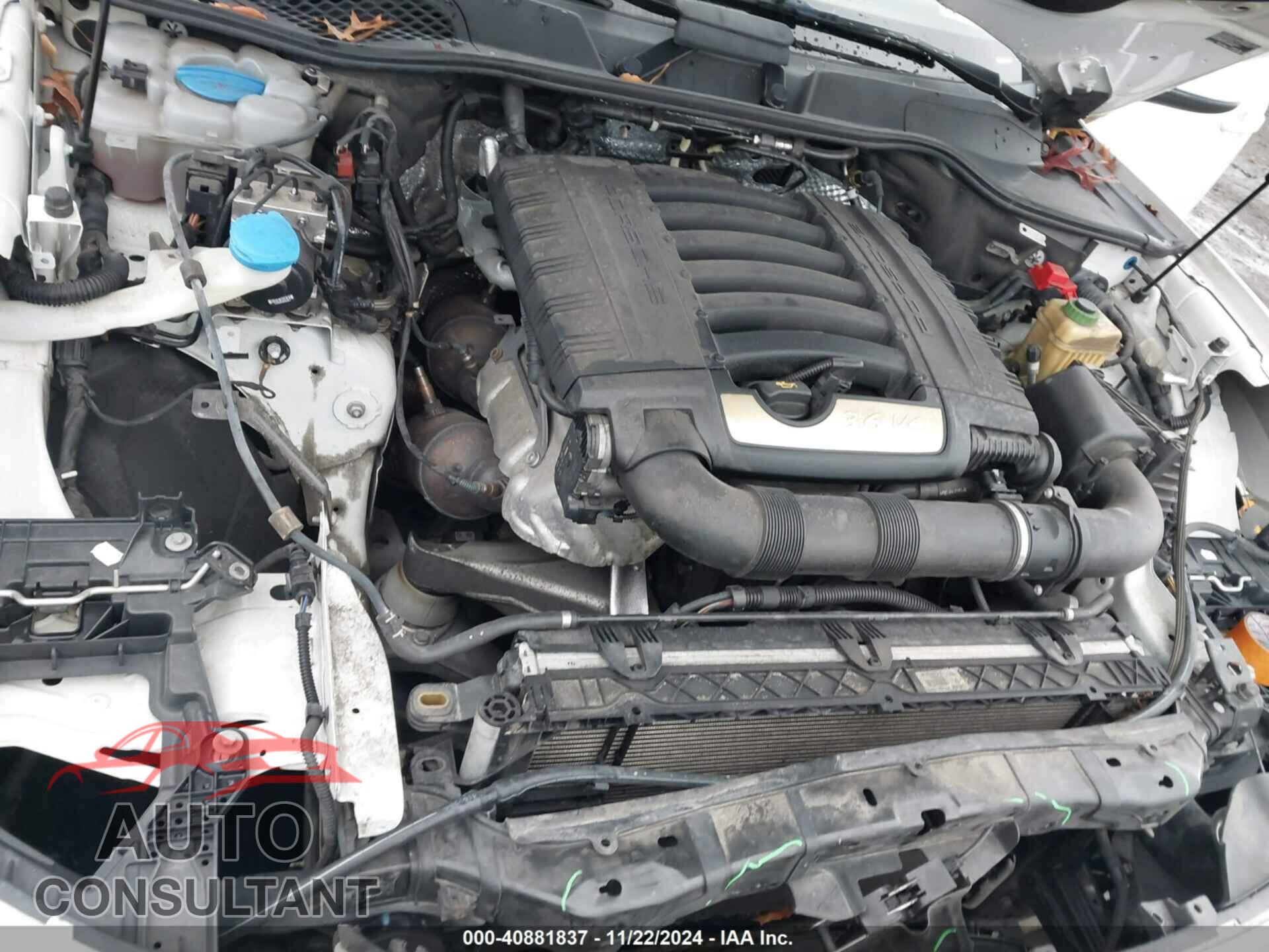 PORSCHE CAYENNE 2017 - WP1AA2A29HKA84489