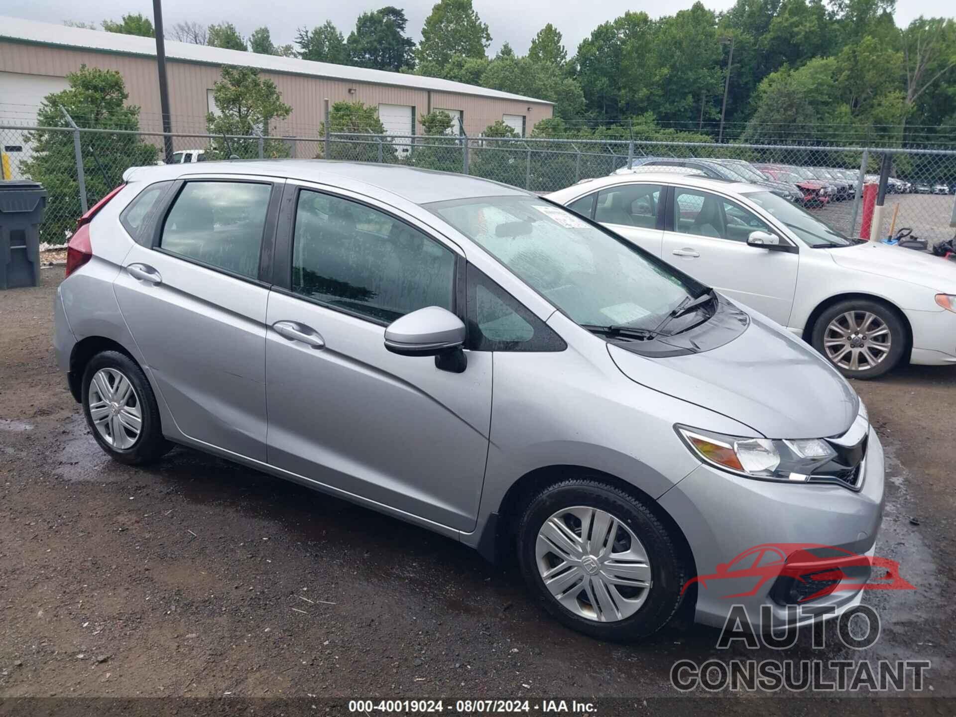 HONDA FIT 2019 - 3HGGK5H42KM725386