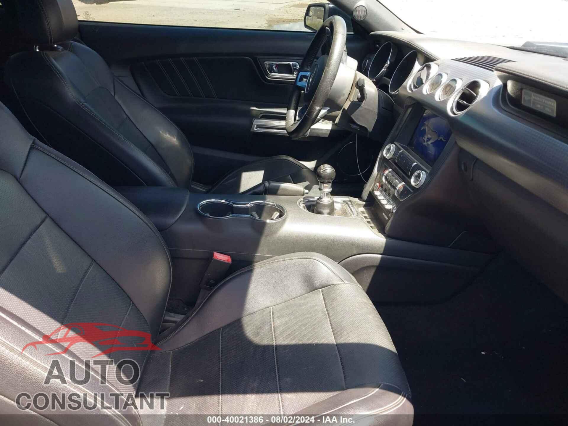 FORD MUSTANG 2017 - 1FA6P8CF1H5353176