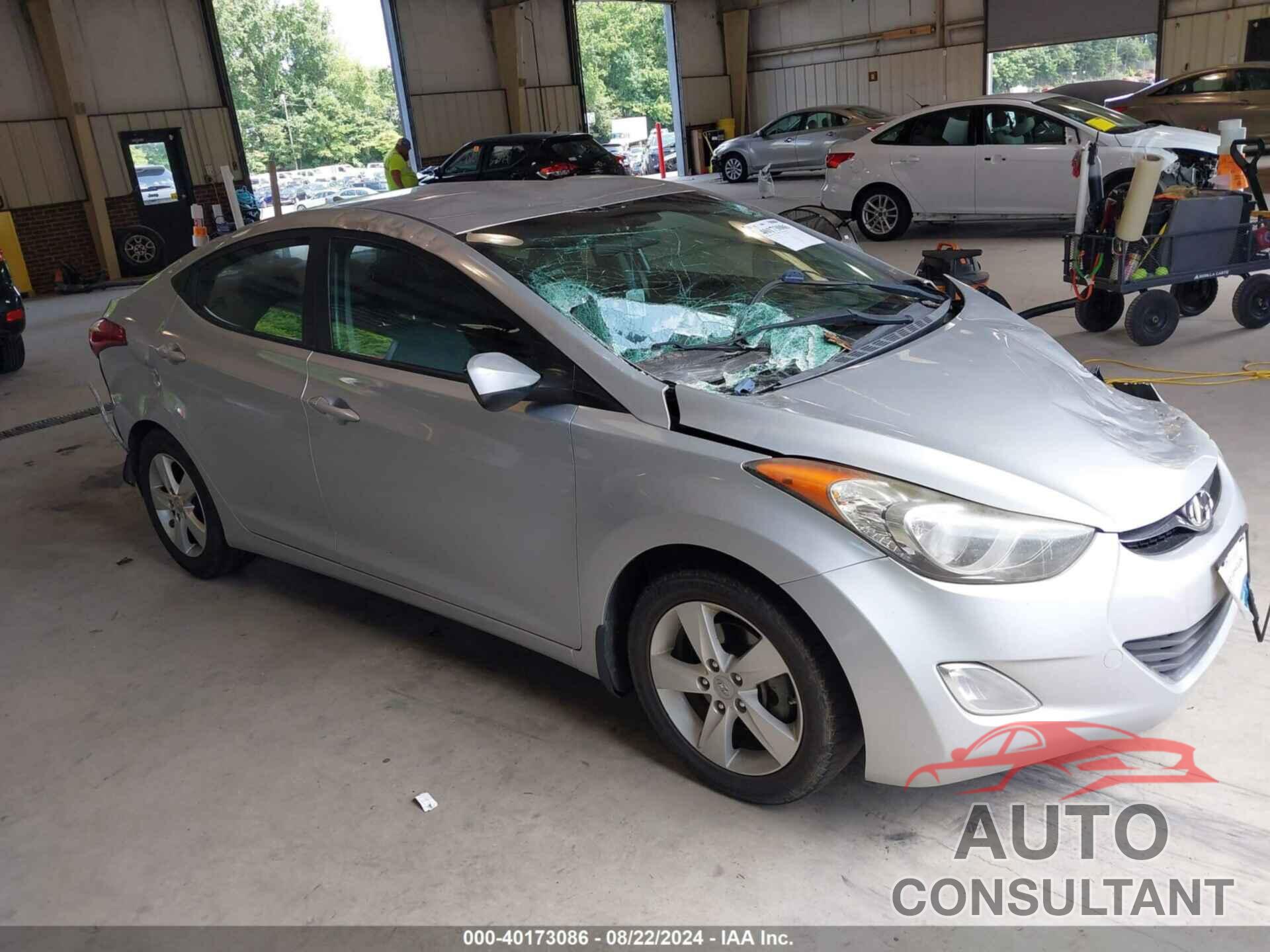 HYUNDAI ELANTRA 2013 - 5NPDH4AE4DH390136