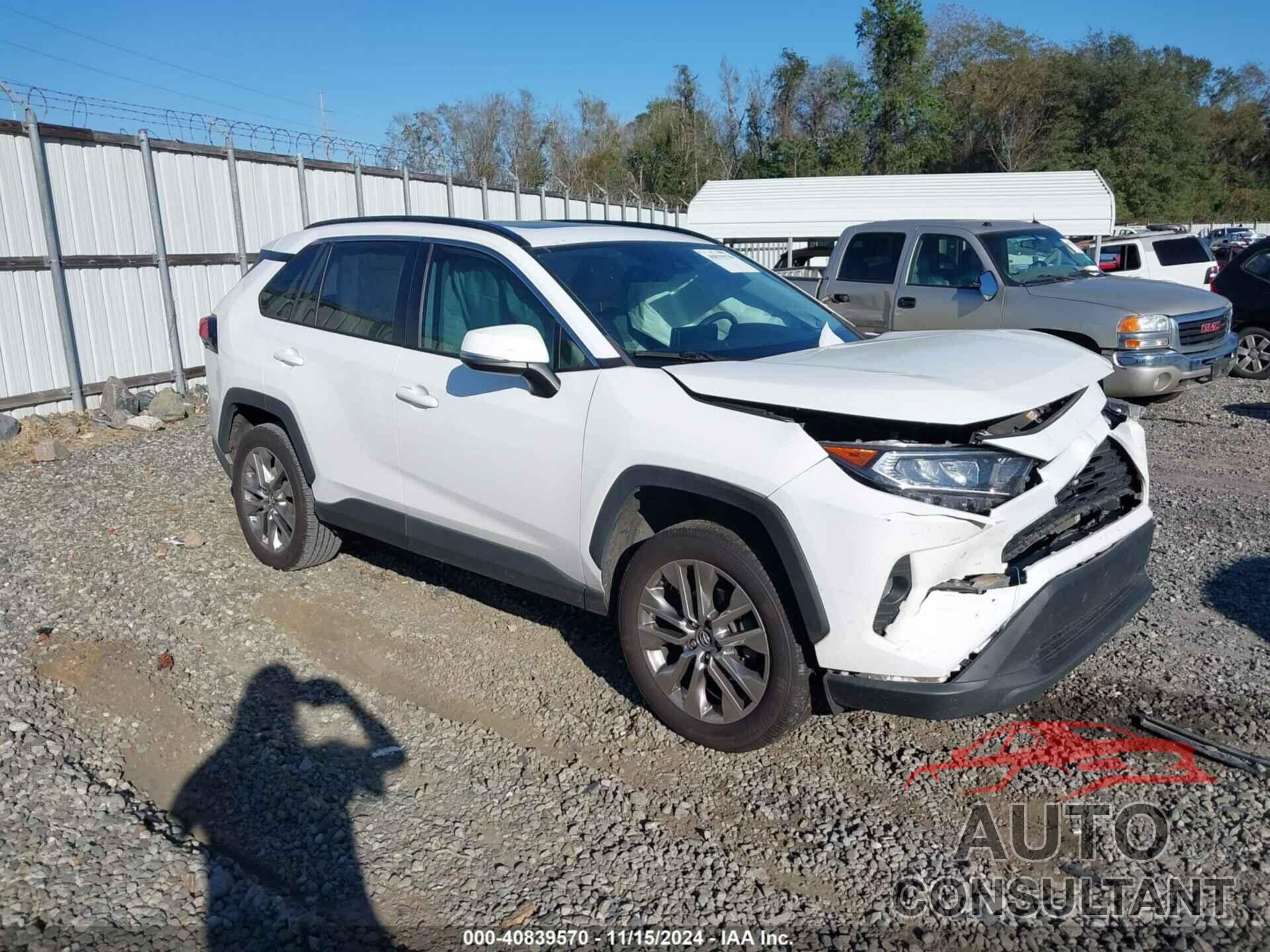 TOYOTA RAV4 2019 - 2T3C1RFV1KW016904