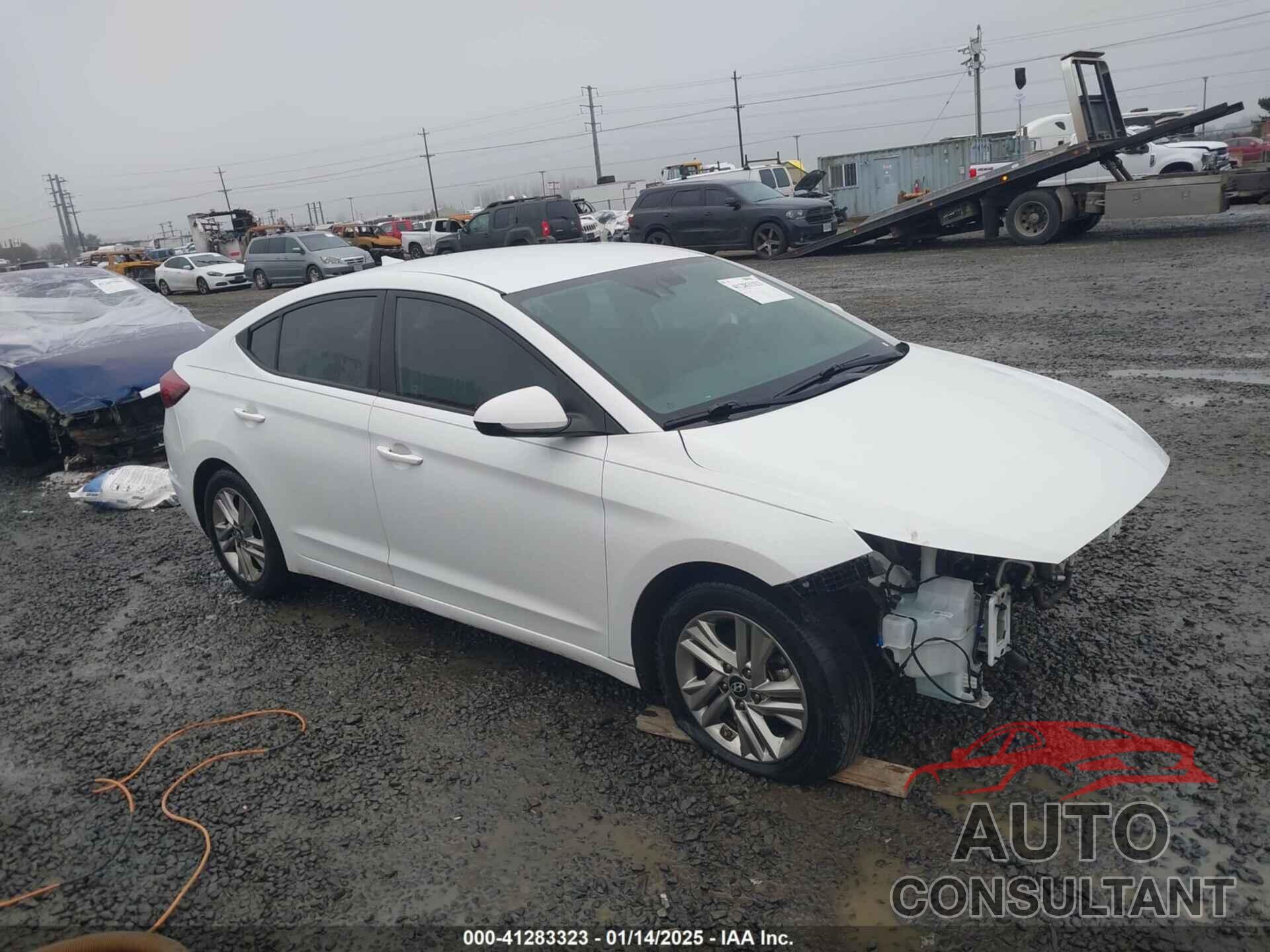 HYUNDAI ELANTRA 2019 - 5NPD84LF3KH434095