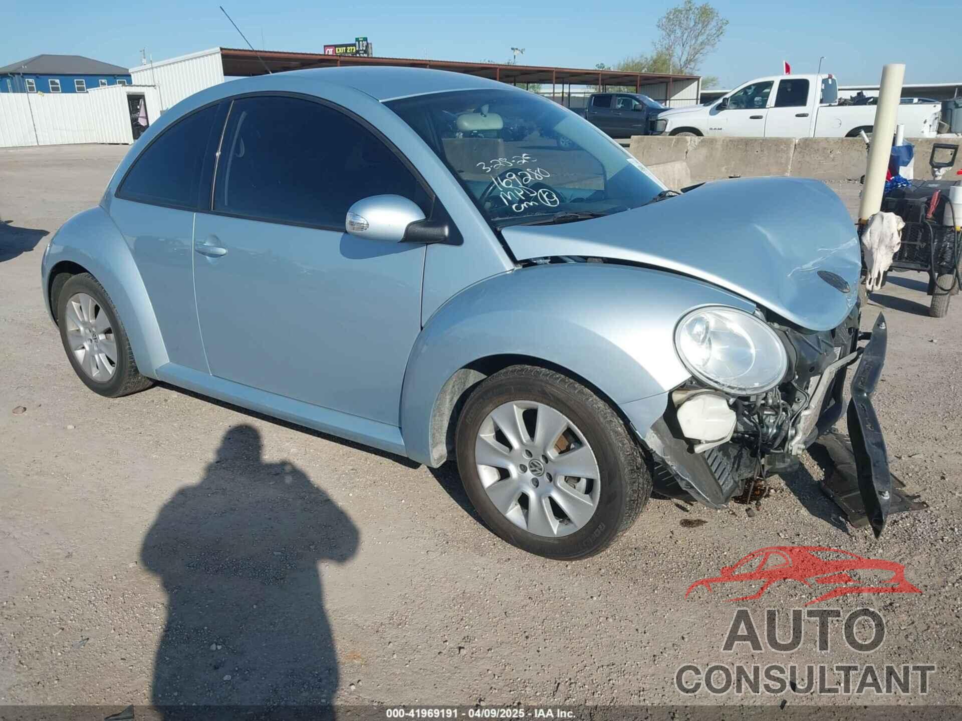 VOLKSWAGEN NEW BEETLE 2009 - 3VWPW31C59M503182