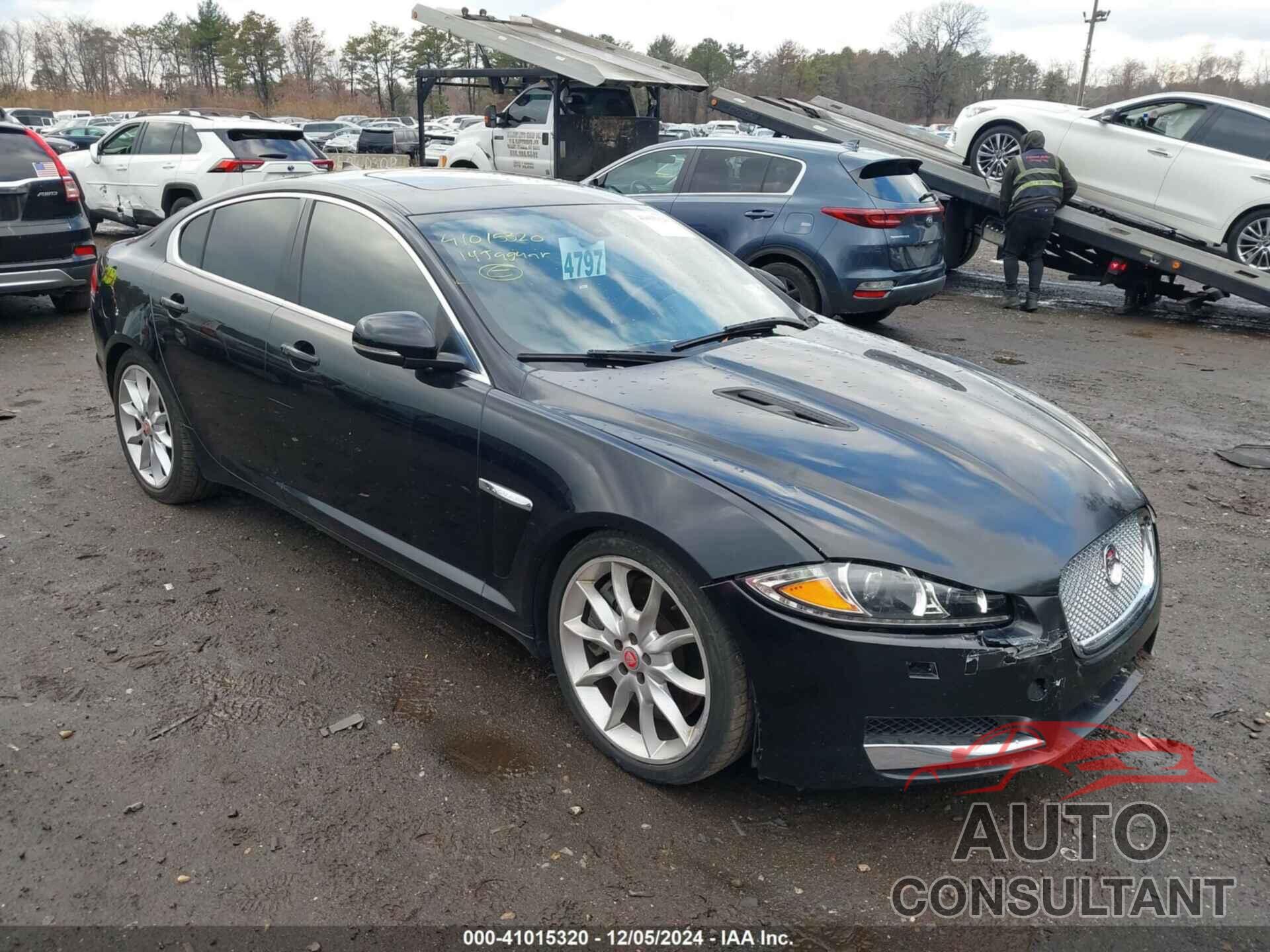 JAGUAR XF 2014 - SAJWA0HP1EMU09408