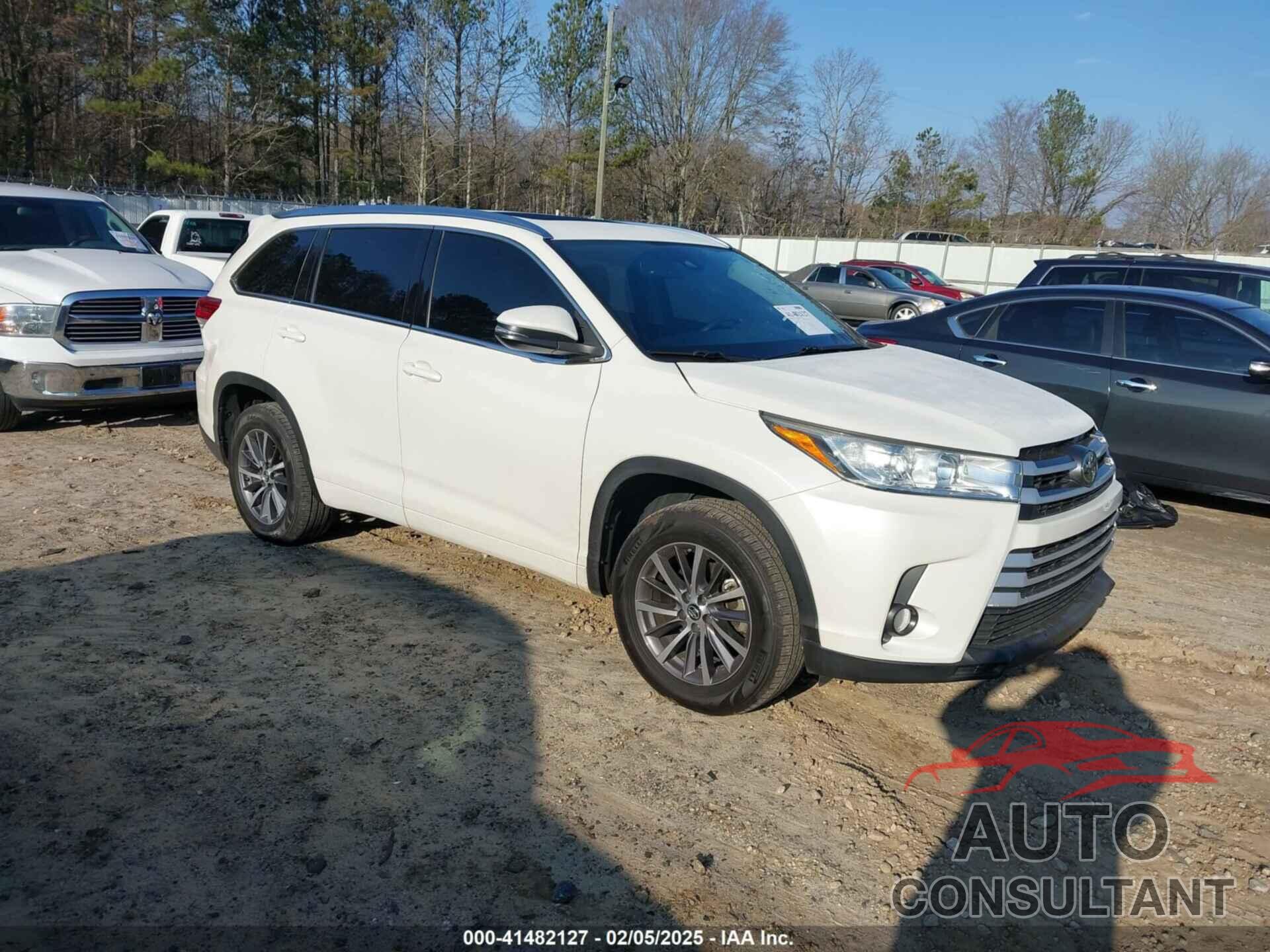 TOYOTA HIGHLANDER 2017 - 5TDKZRFH6HS513987