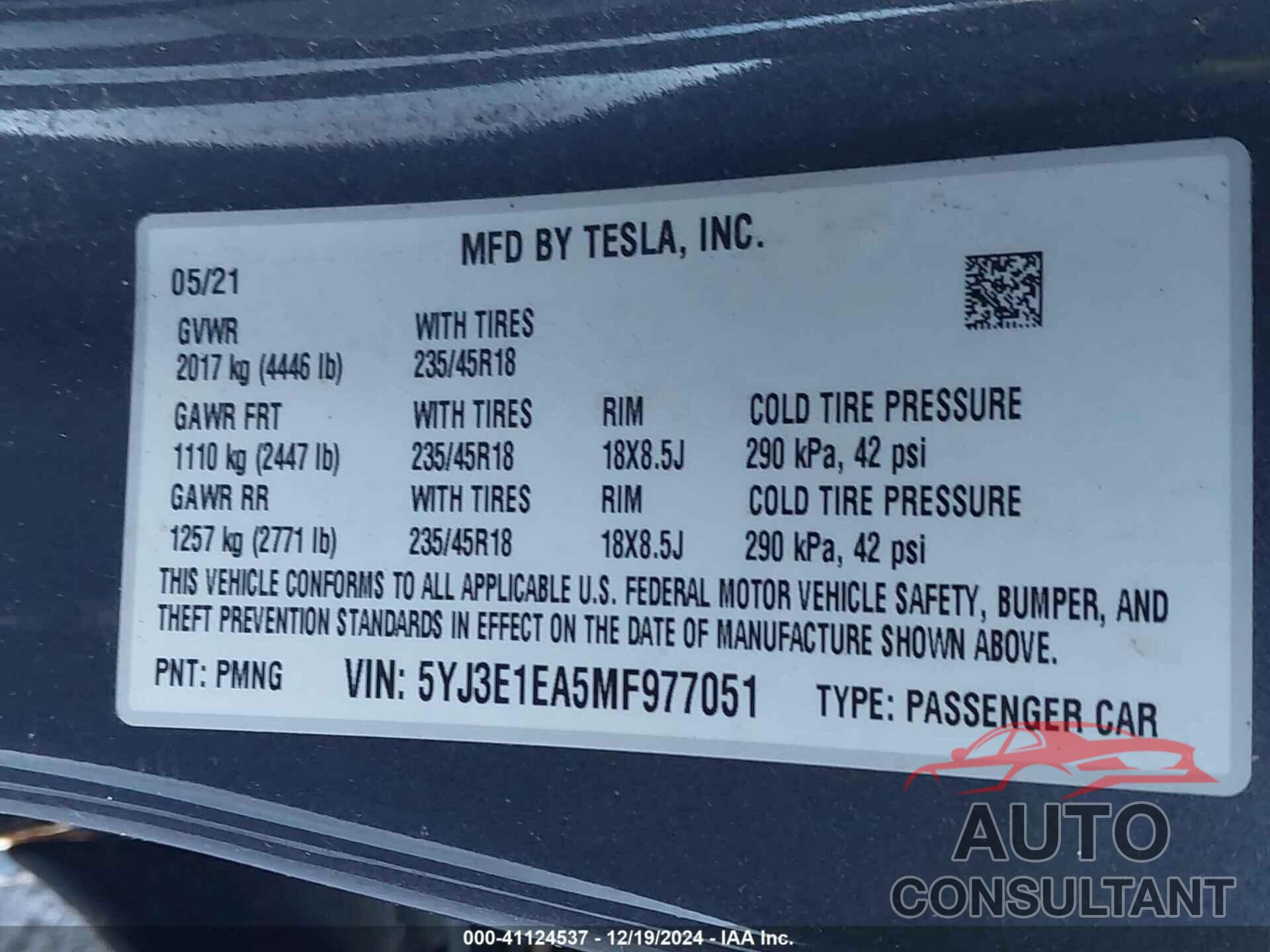 TESLA MODEL 3 2021 - 5YJ3E1EA5MF977051
