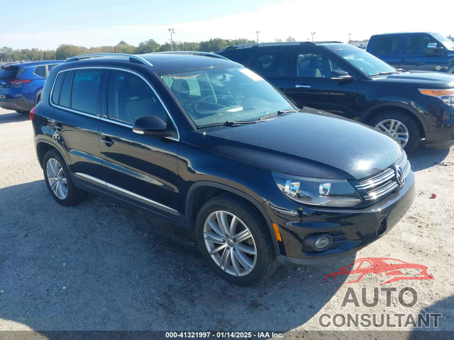 VOLKSWAGEN TIGUAN 2015 - WVGAV7AX5FW589428