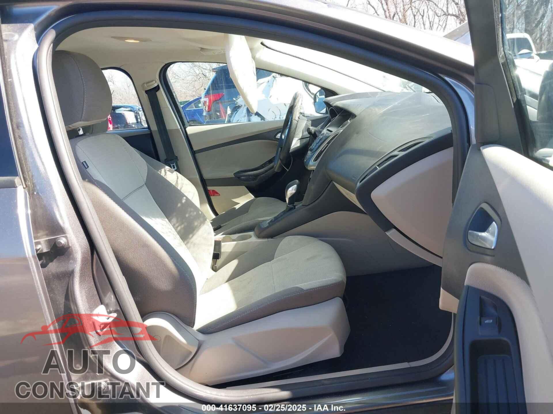 FORD FOCUS 2014 - 1FADP3F20EL168904