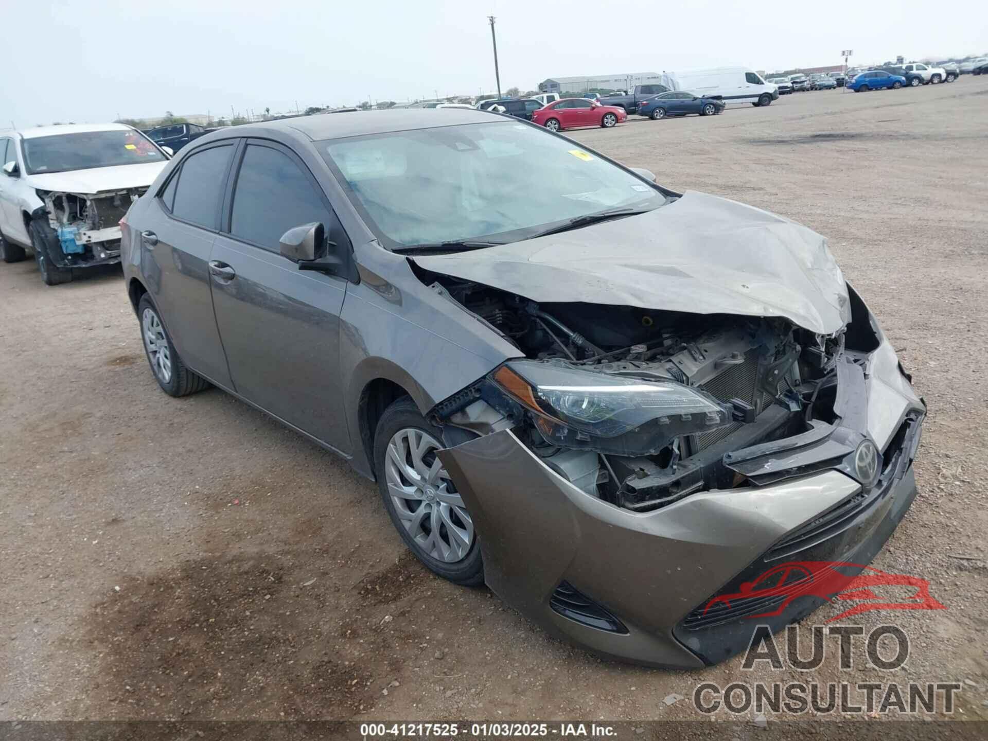 TOYOTA COROLLA 2018 - 5YFBURHE4JP838119