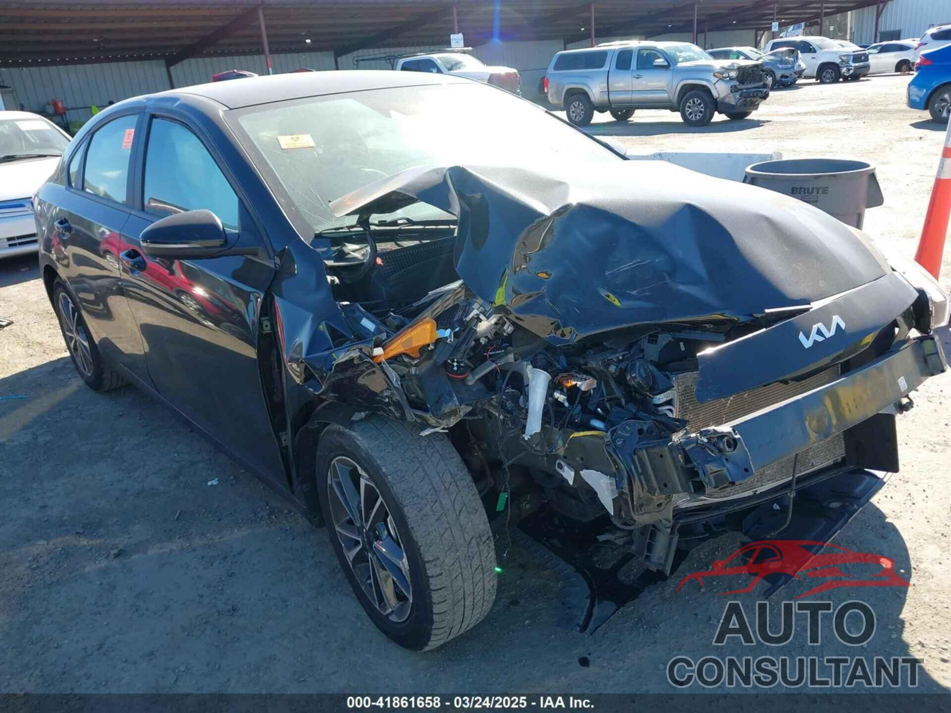 KIA FORTE 2023 - 3KPF24ADXPE676776