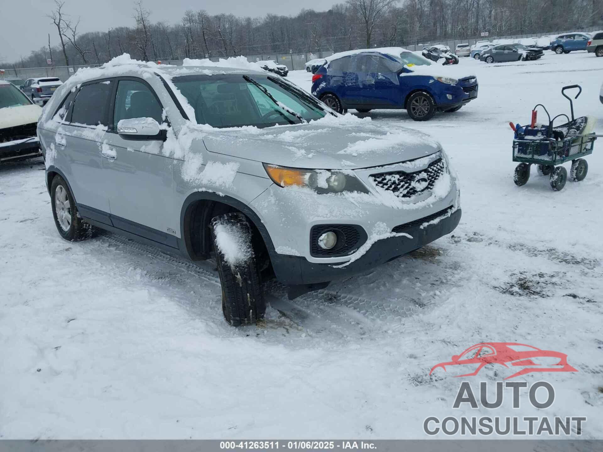 KIA SORENTO 2013 - 5XYKTDA61DG407187