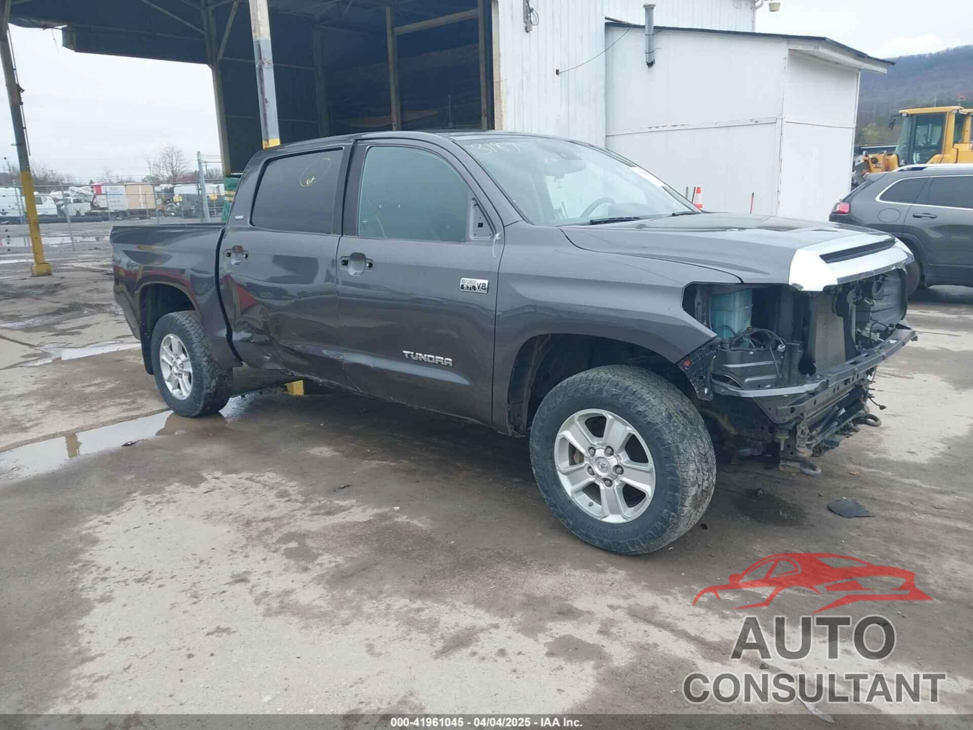 TOYOTA TUNDRA 2020 - 5TFDY5F10LX941225