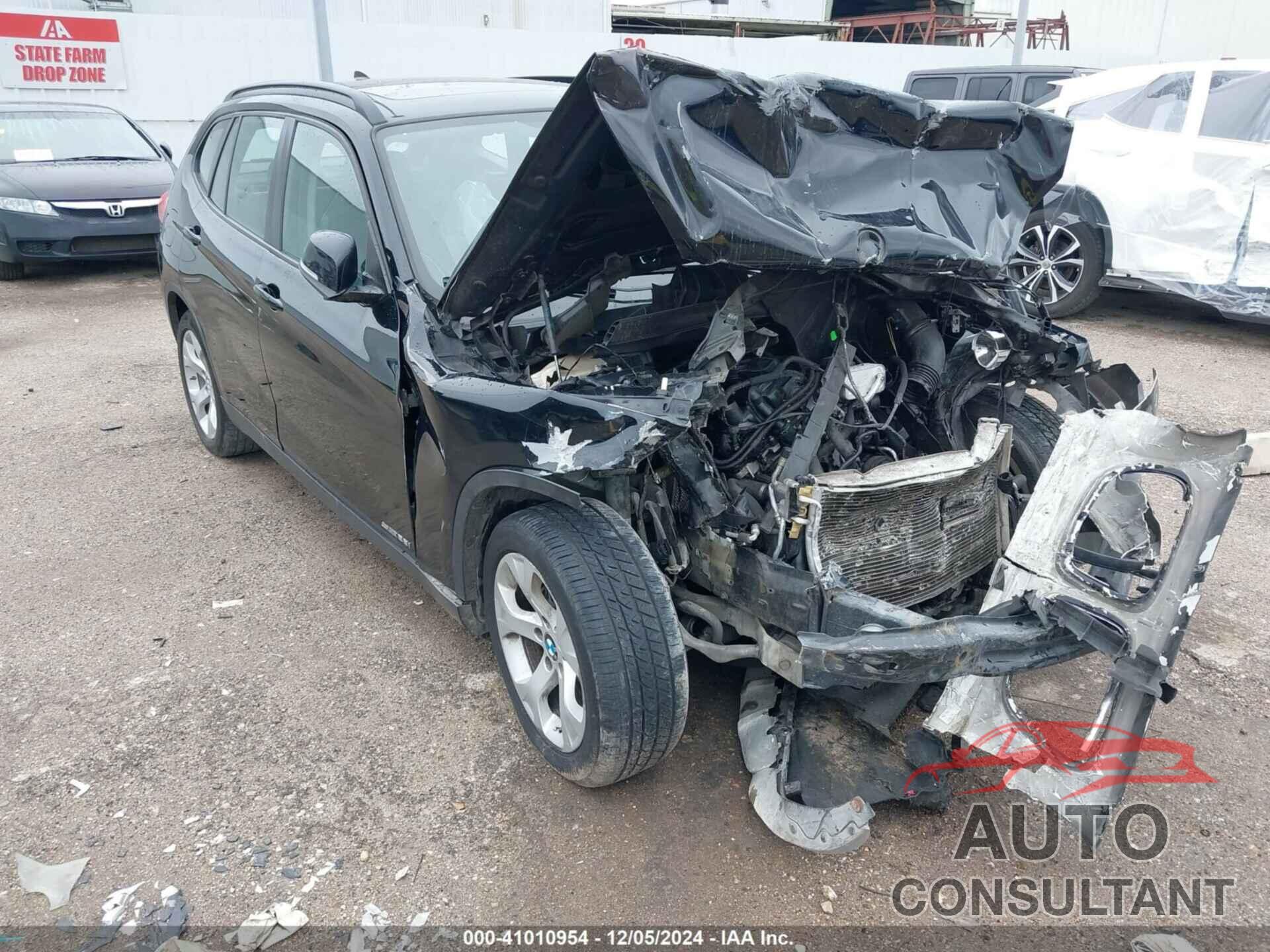 BMW X1 2015 - WBAVM1C51FV318208