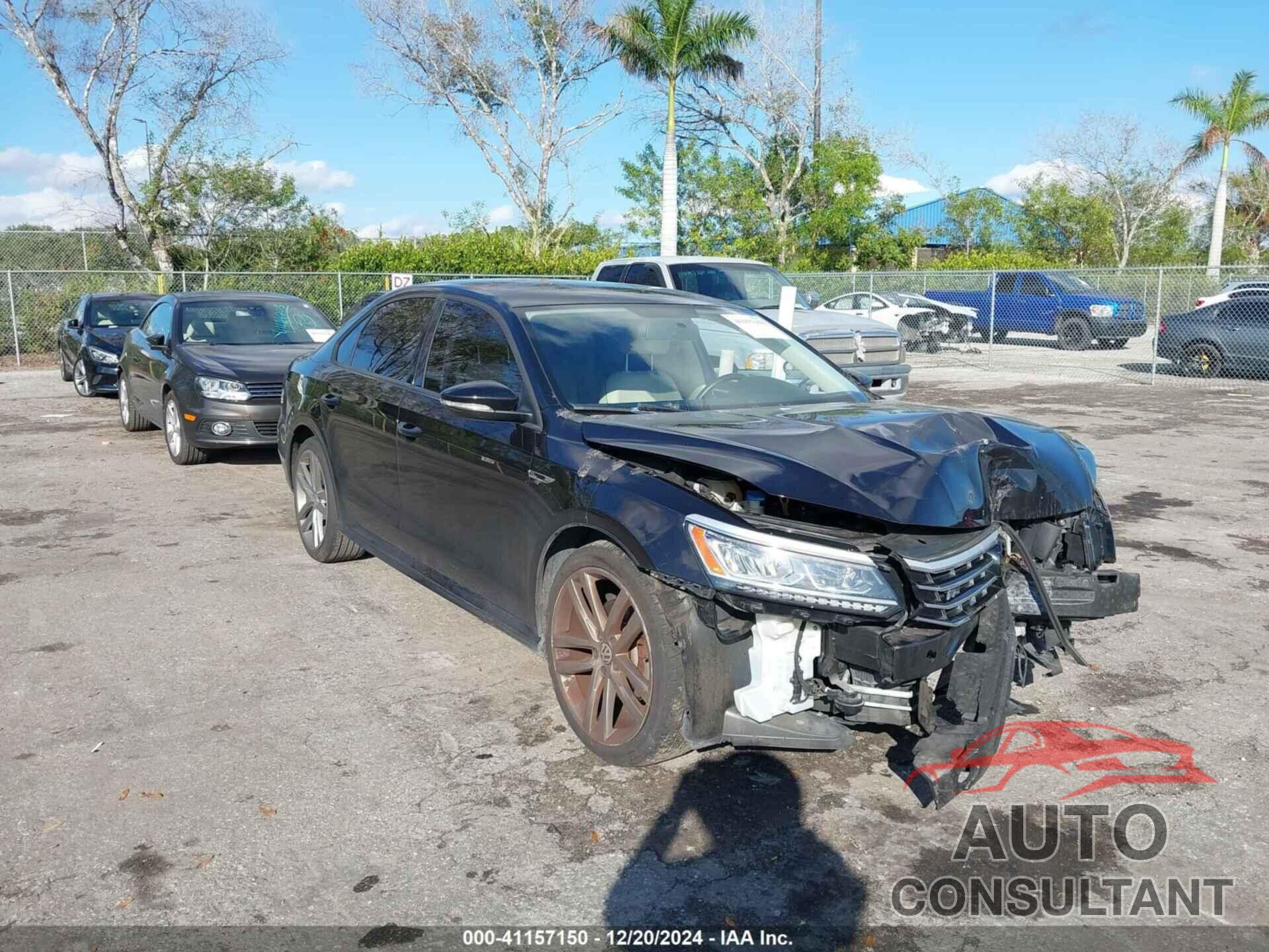 VOLKSWAGEN PASSAT 2018 - 1VWAA7A38JC049172