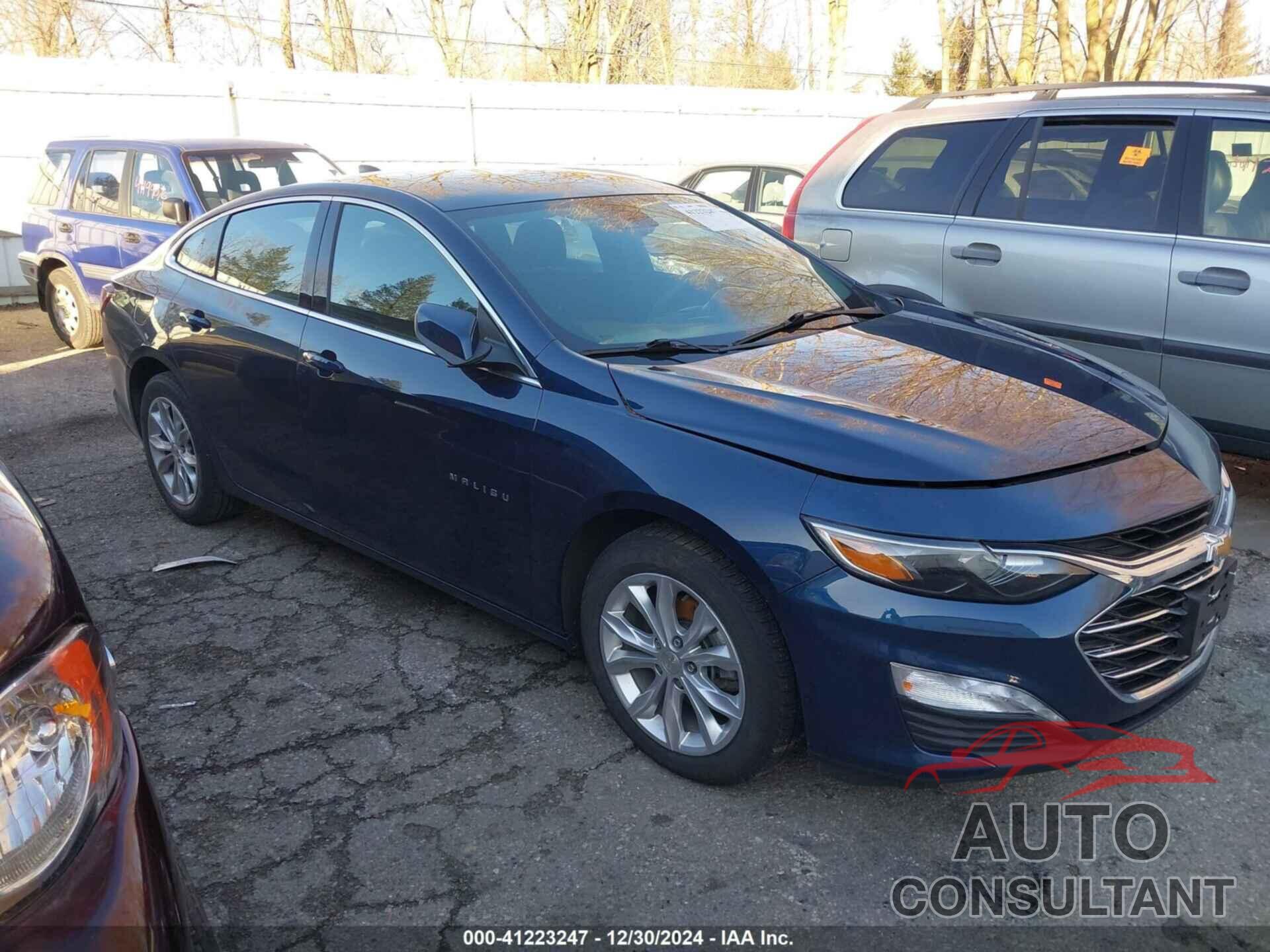 CHEVROLET MALIBU 2021 - 1G1ZD5ST2MF011853