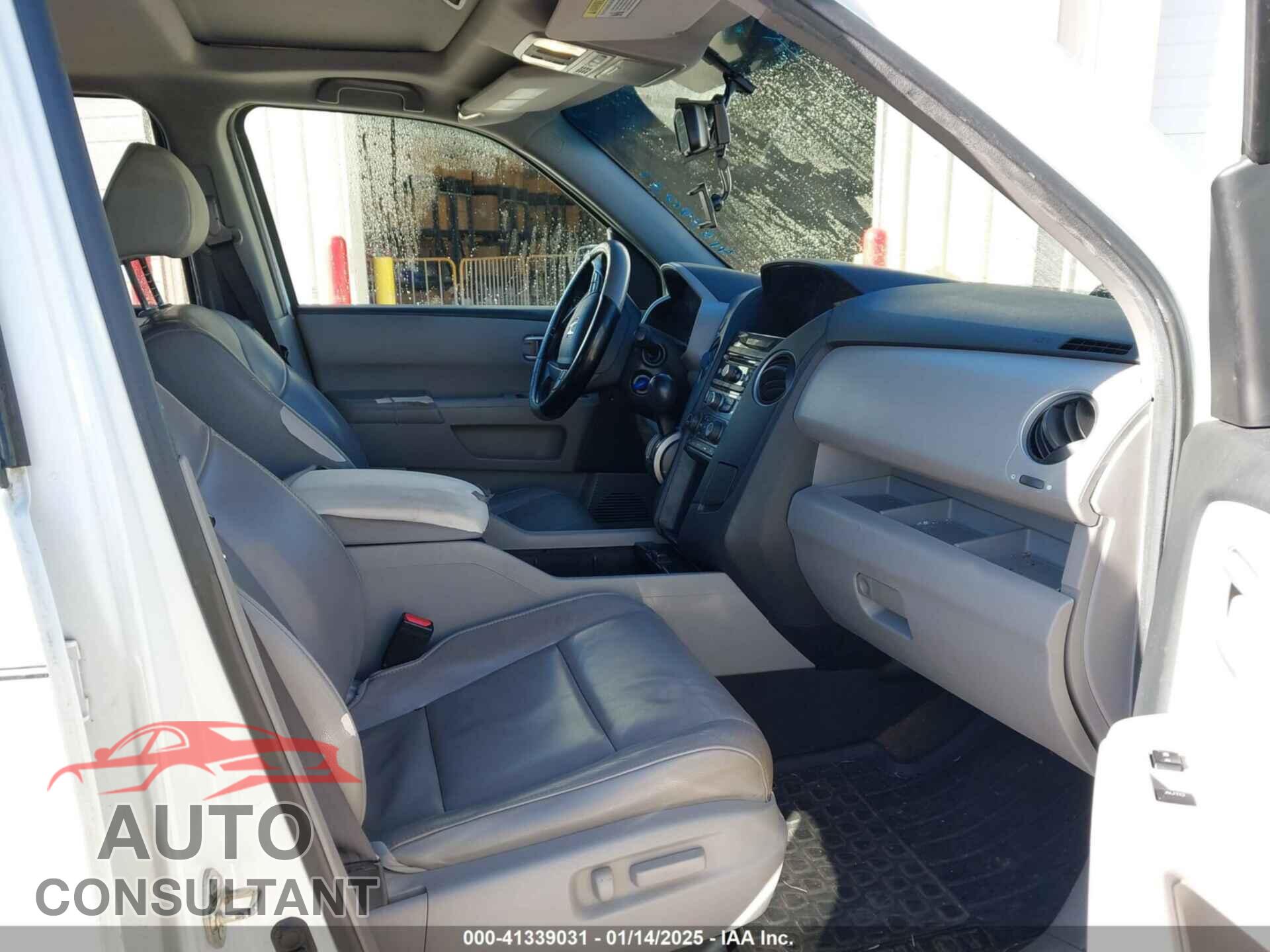 HONDA PILOT 2013 - 5FNYF3H57DB044331