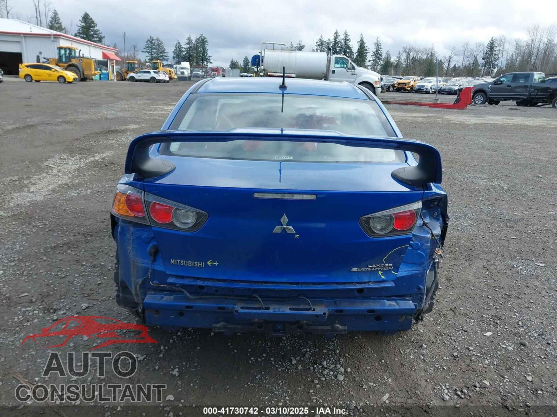 MITSUBISHI LANCER EVOLUTION 2015 - JA32W8FV4FU012578