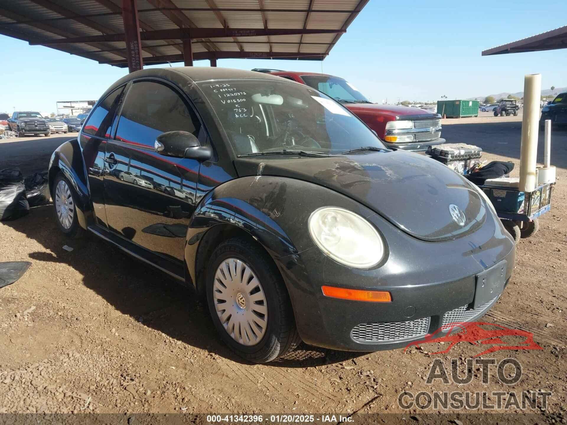 VOLKSWAGEN NEW BEETLE 2010 - 3VWPG3AG1AM015500