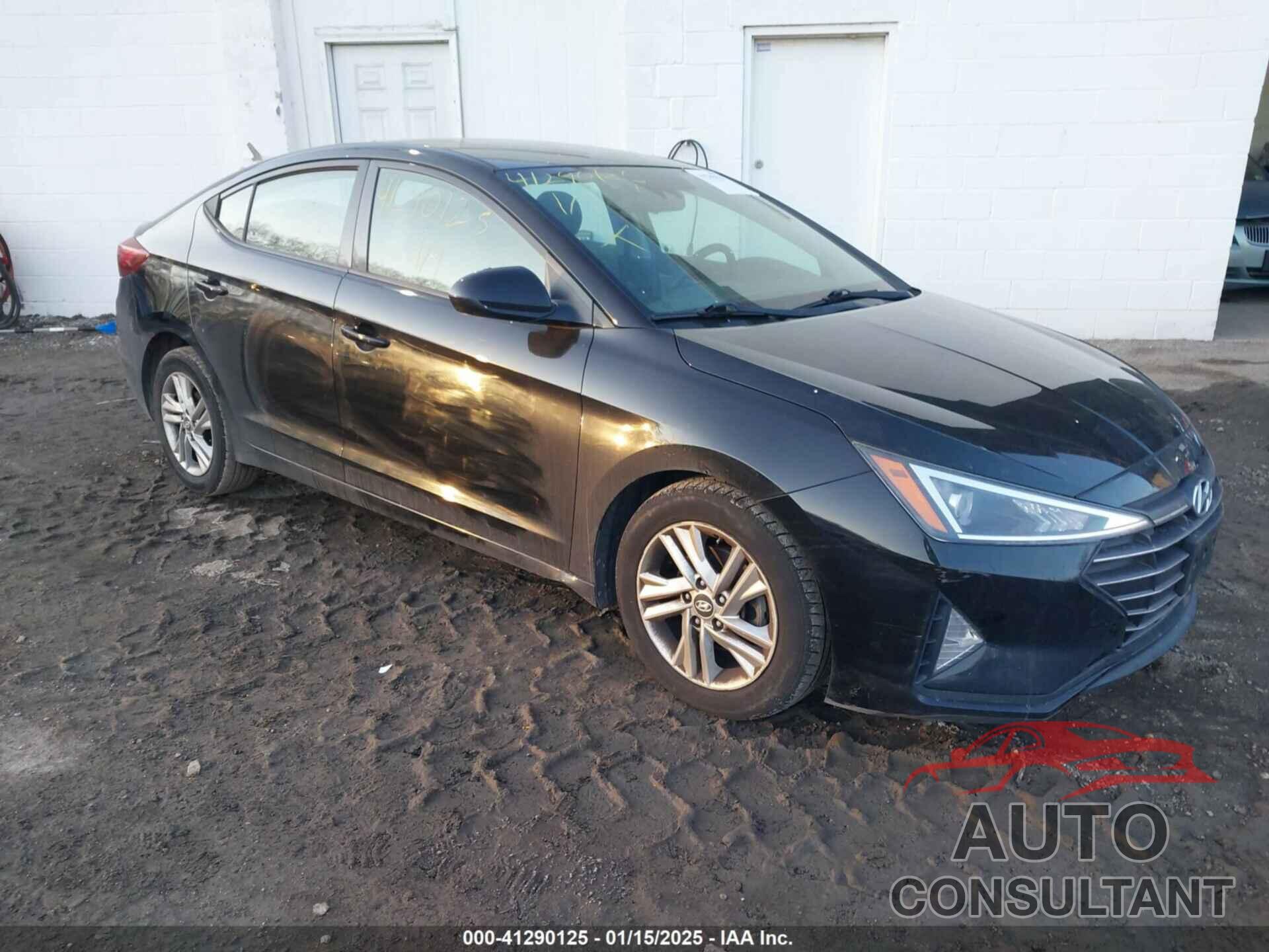 HYUNDAI ELANTRA 2019 - KMHD84LF1KU731142