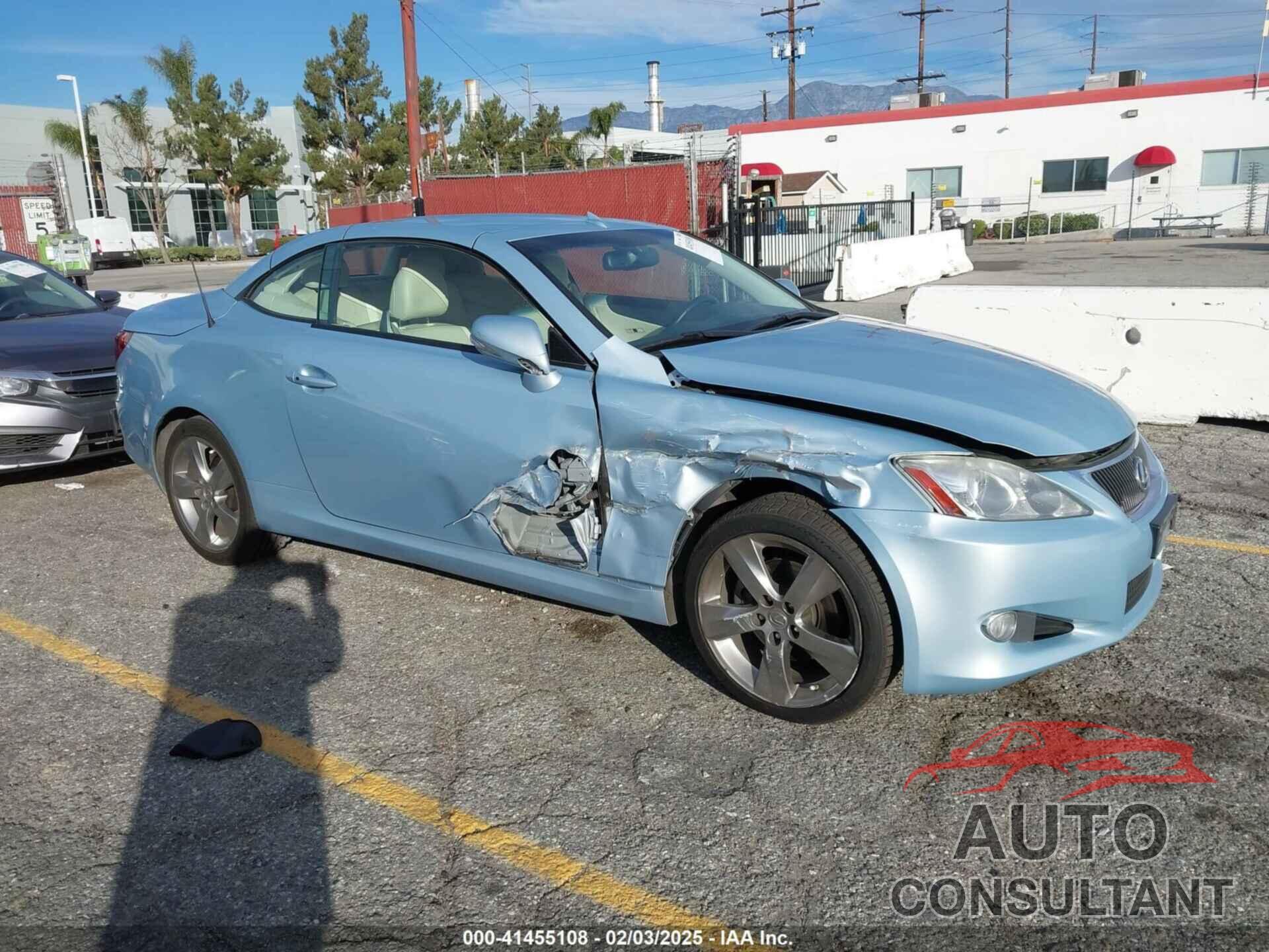 LEXUS IS 250C 2010 - JTHFF2C28A2513423