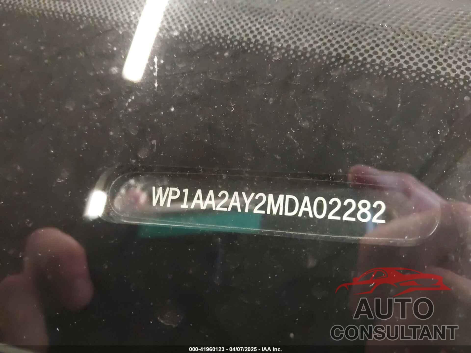 PORSCHE CAYENNE 2021 - WP1AA2AY2MDA02282