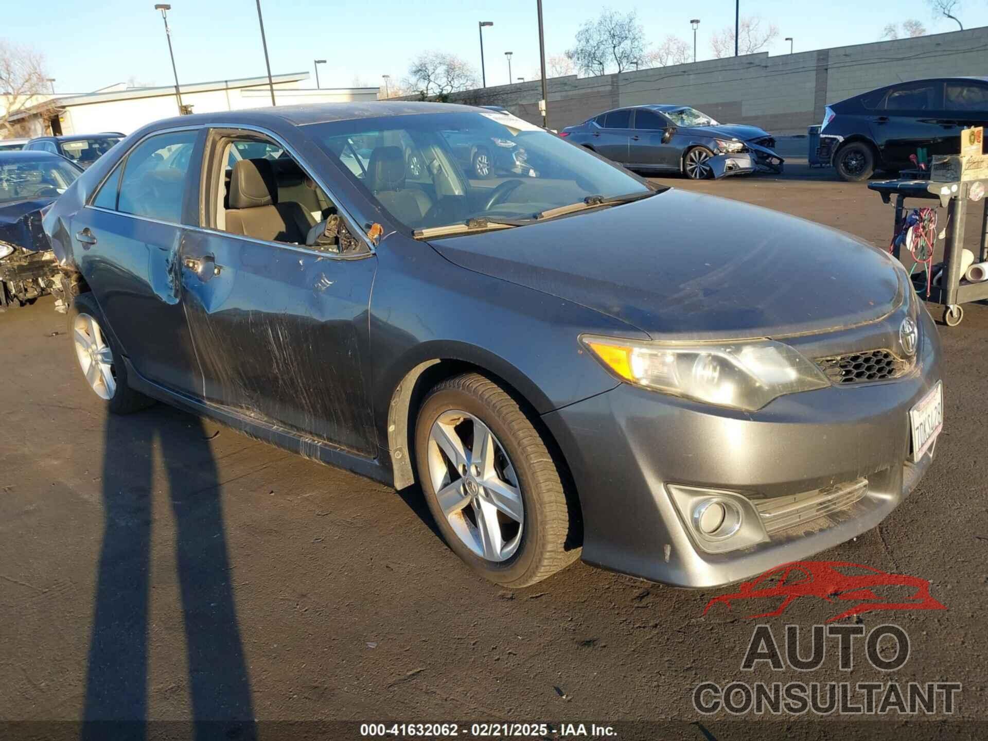 TOYOTA CAMRY 2014 - 4T1BF1FK1EU304407