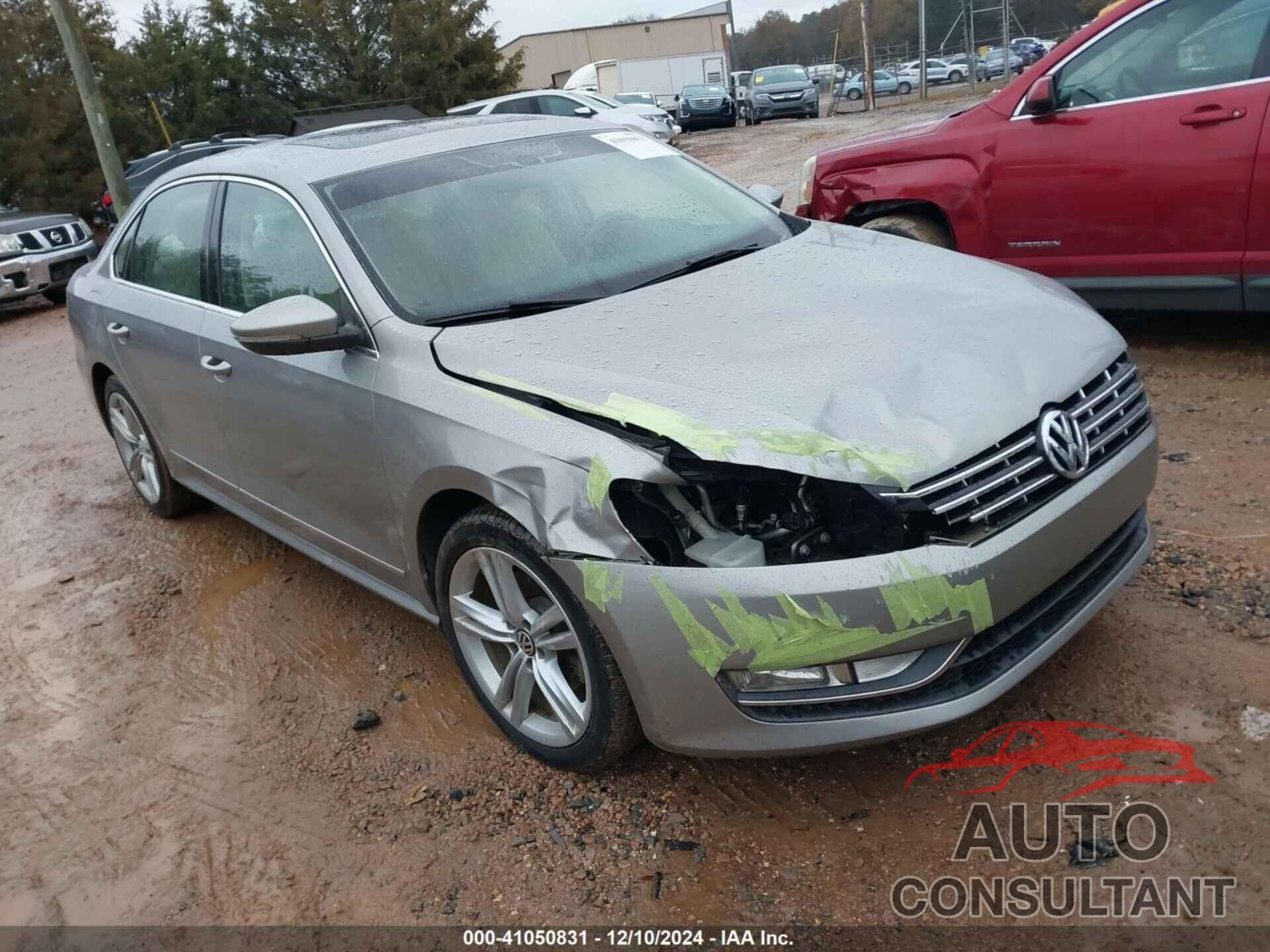 VOLKSWAGEN PASSAT 2012 - 1VWCN7A33CC097582
