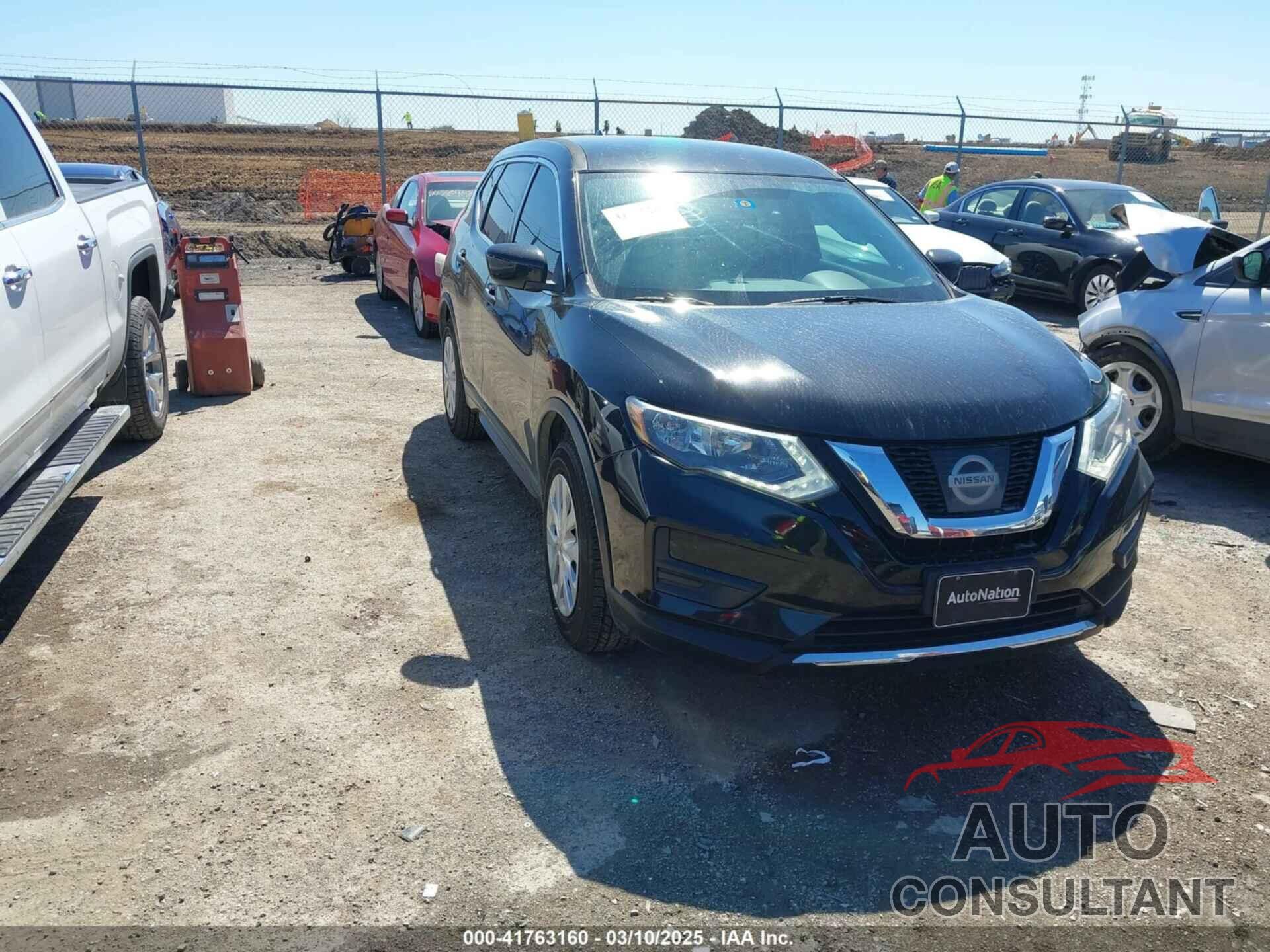 NISSAN ROGUE 2017 - 5N1AT2MT4HC870237