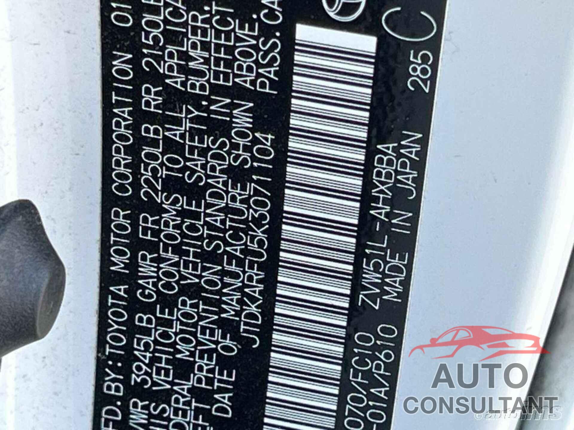 TOYOTA PRIUS 2019 - JTDKARFU5K3071104