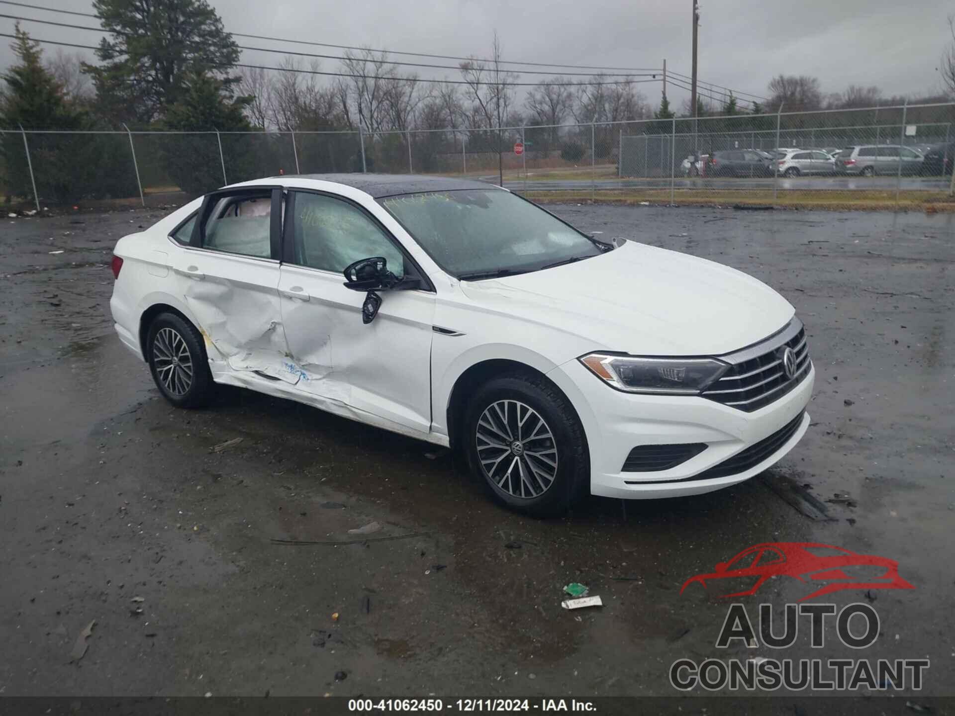 VOLKSWAGEN JETTA 2019 - 3VWE57BU8KM273765