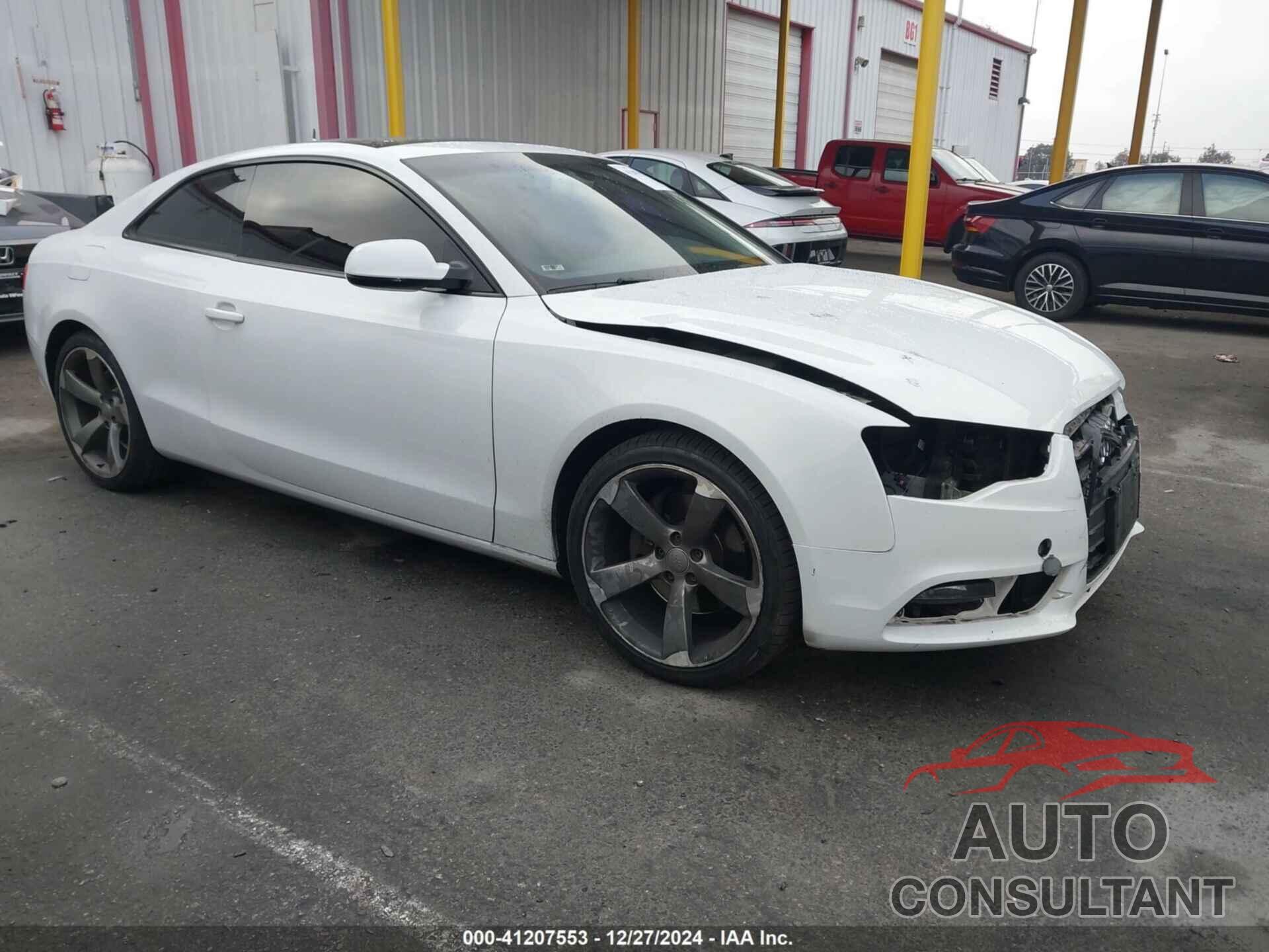 AUDI A5 2014 - WAULFAFRXEA070384