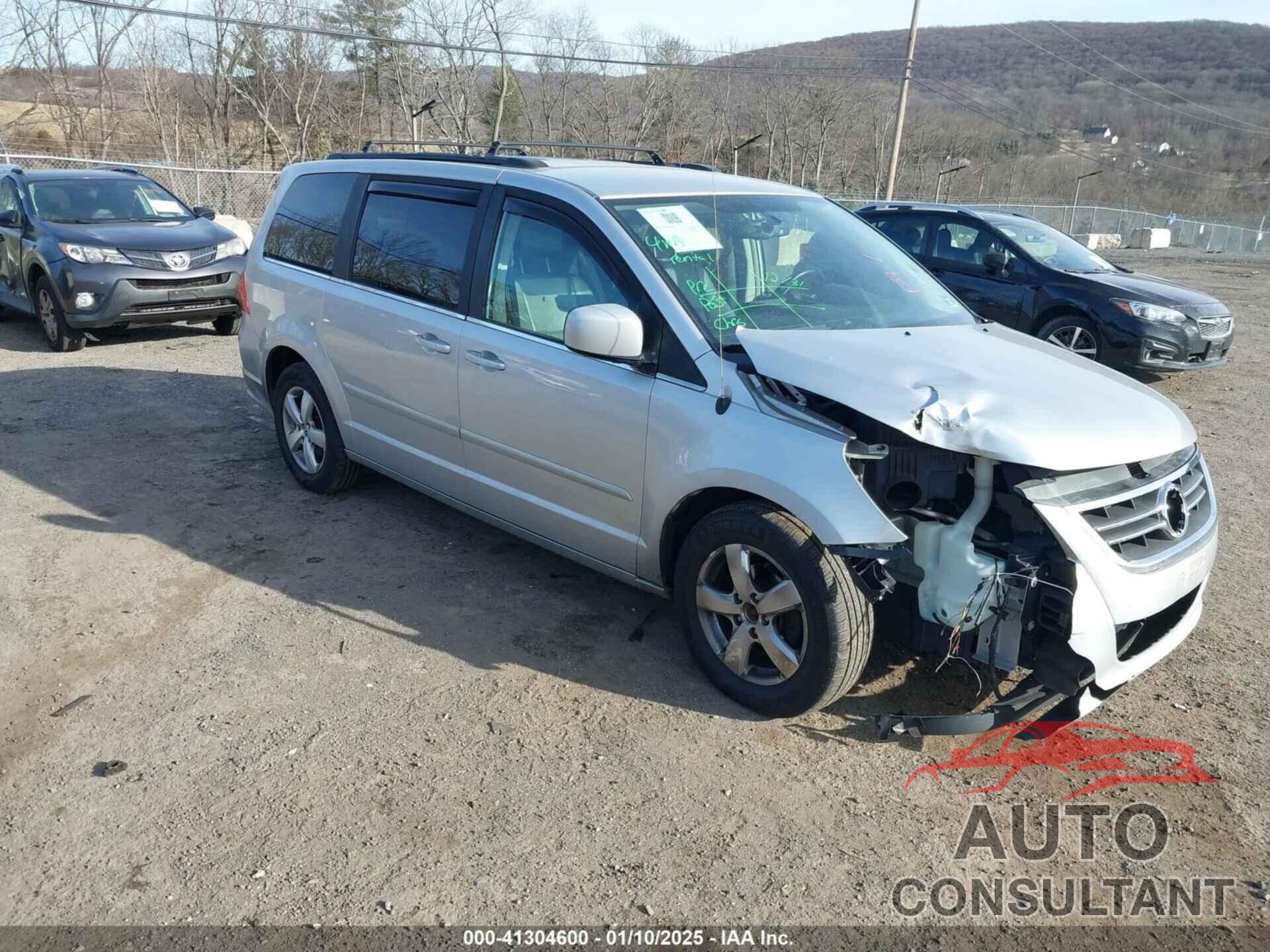 VOLKSWAGEN ROUTAN 2011 - 2V4RW3DGXBR695438