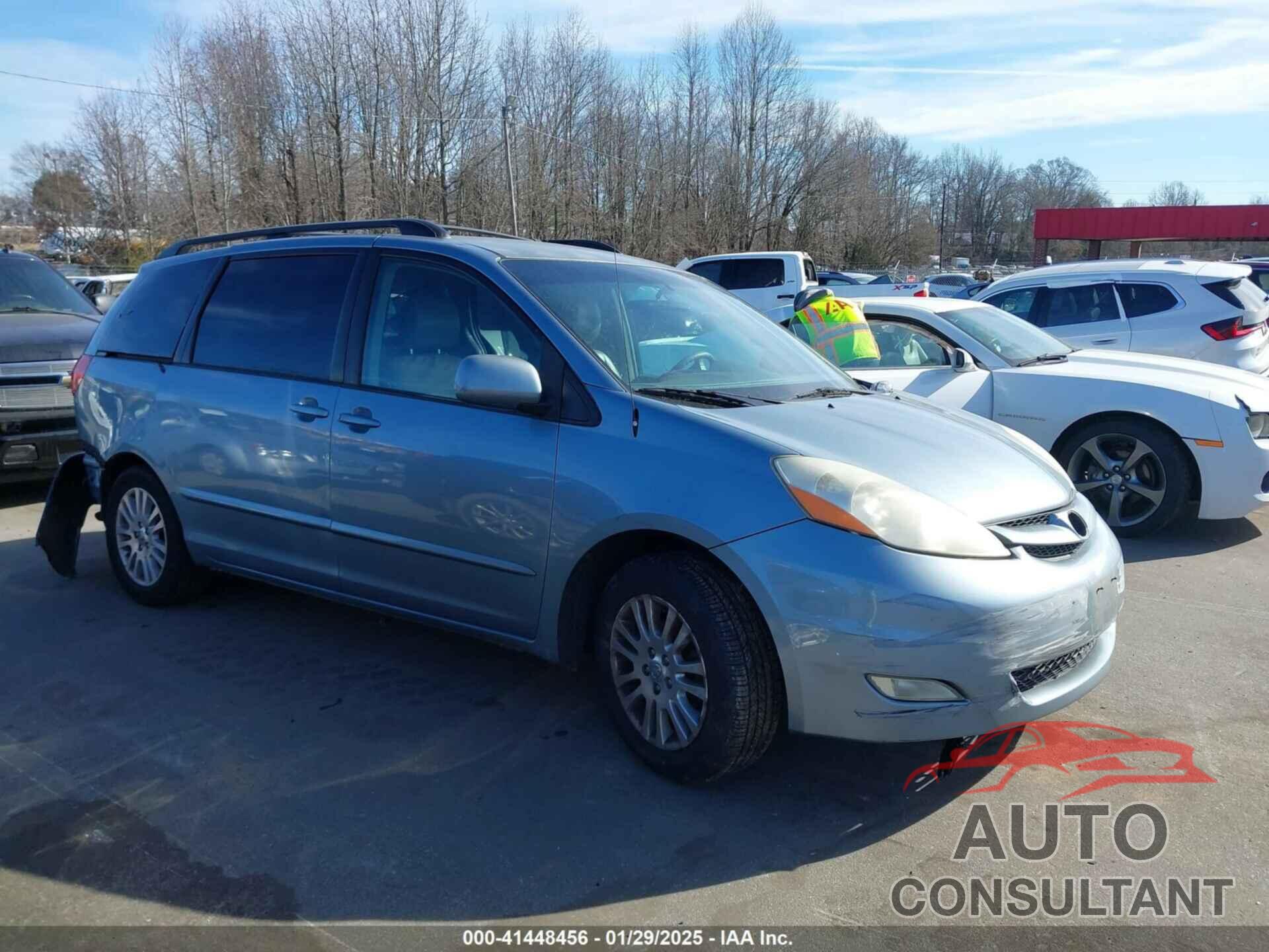 TOYOTA SIENNA 2010 - 5TDYK4CC7AS329805