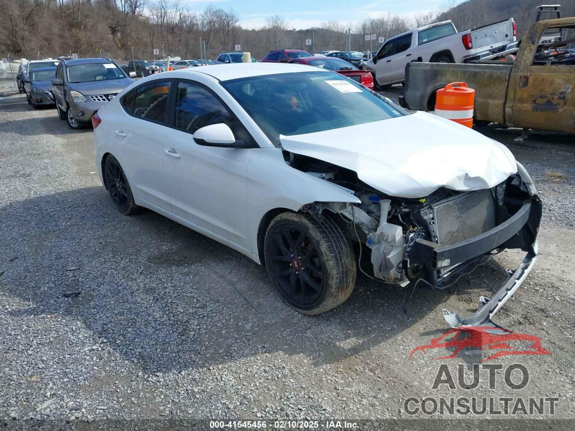 HYUNDAI ELANTRA 2017 - 5NPD74LF5HH192891