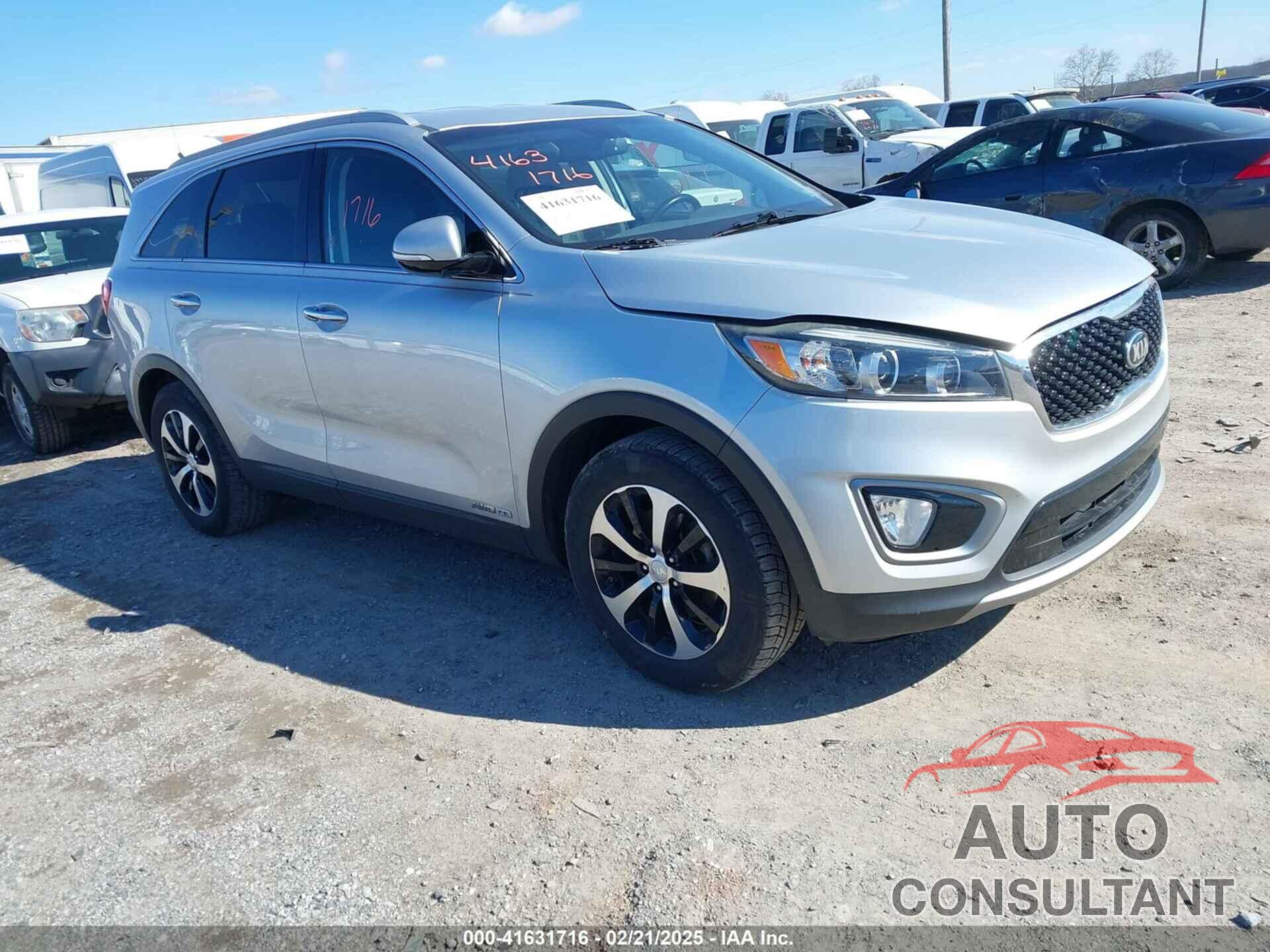 KIA SORENTO 2016 - 5XYPHDA55GG028308