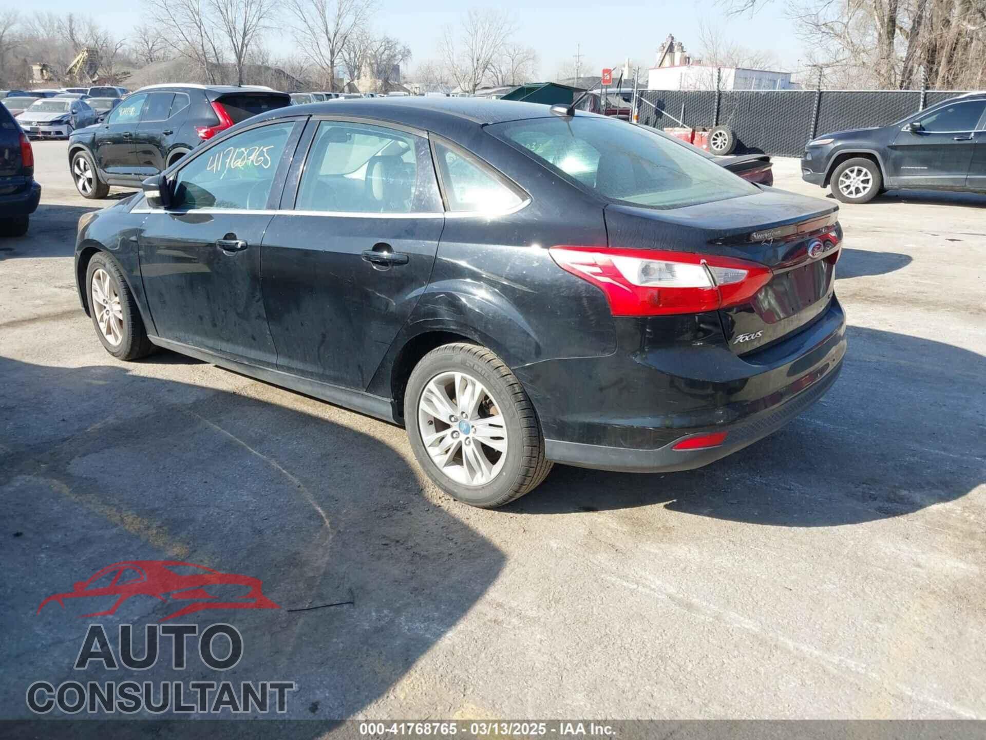 FORD FOCUS 2012 - 1FAHP3H27CL251676