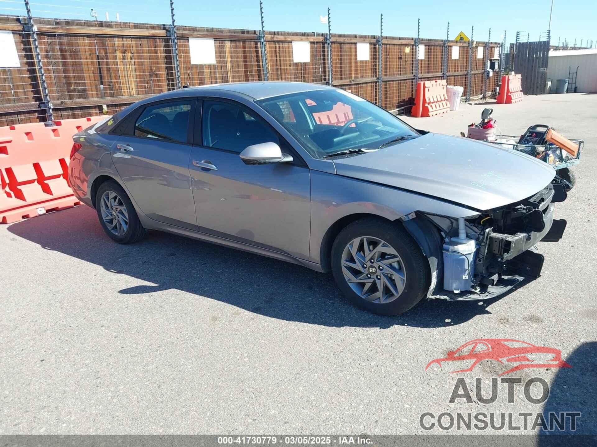 HYUNDAI ELANTRA 2024 - KMHLM4DG6RU819905