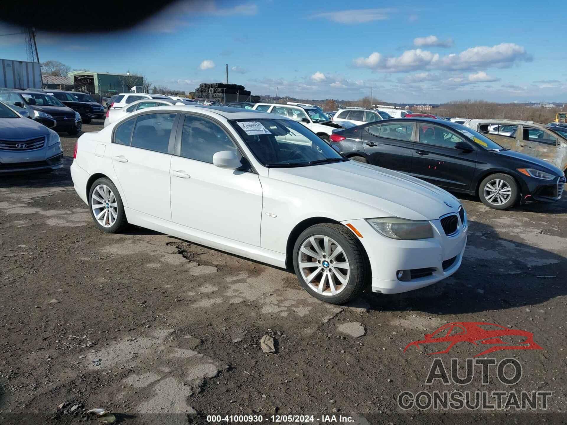 BMW 328 2011 - WBAPH5G56BNM72857