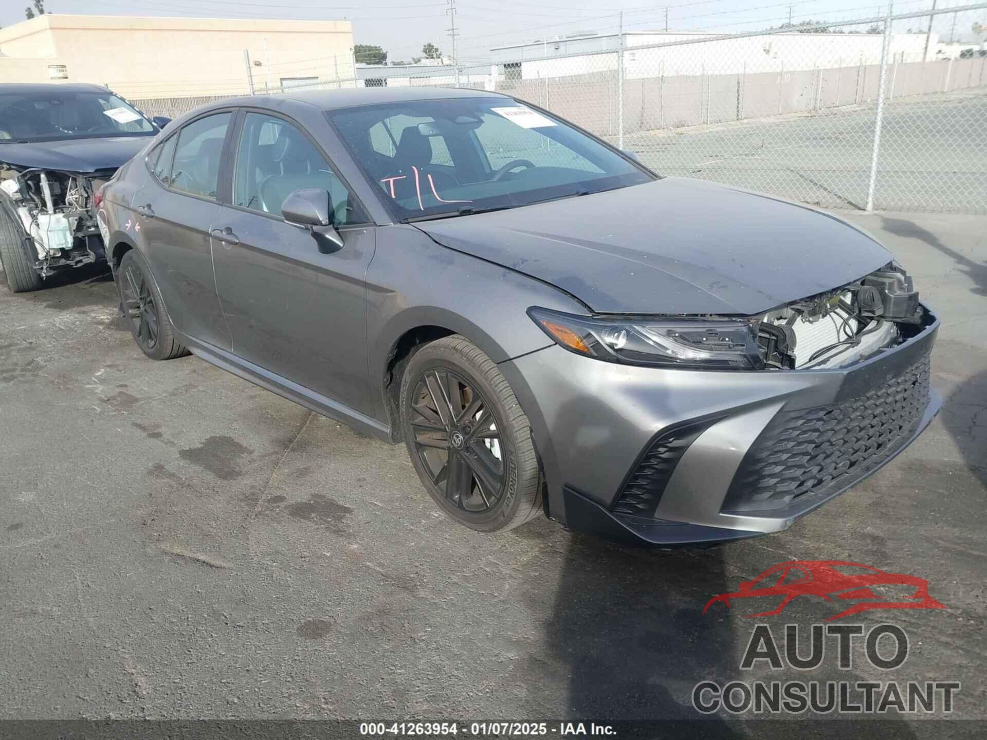 TOYOTA CAMRY 2025 - 4T1DAACK9SU506712