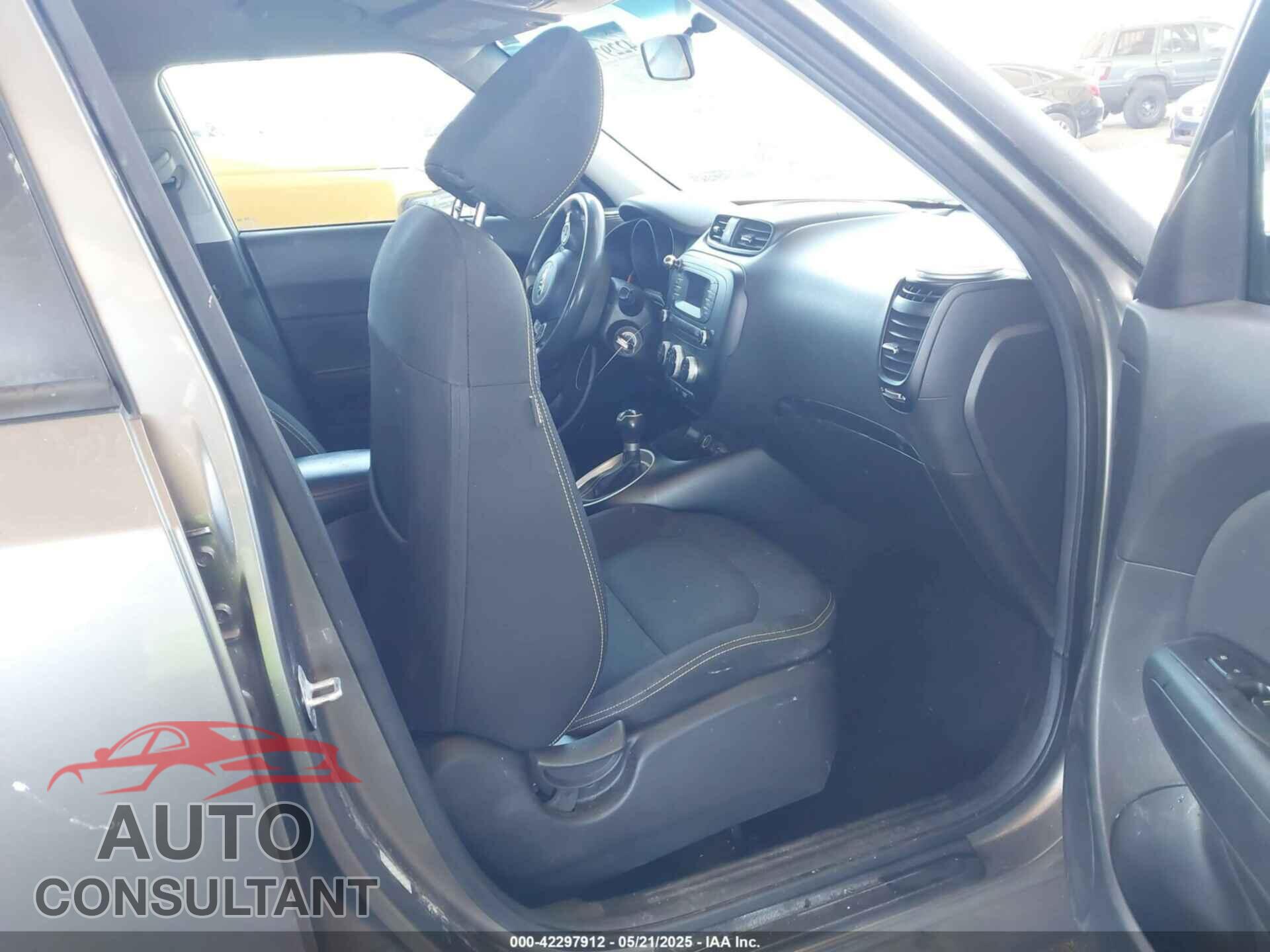 KIA SOUL 2015 - KNDJP3A5XF7218037