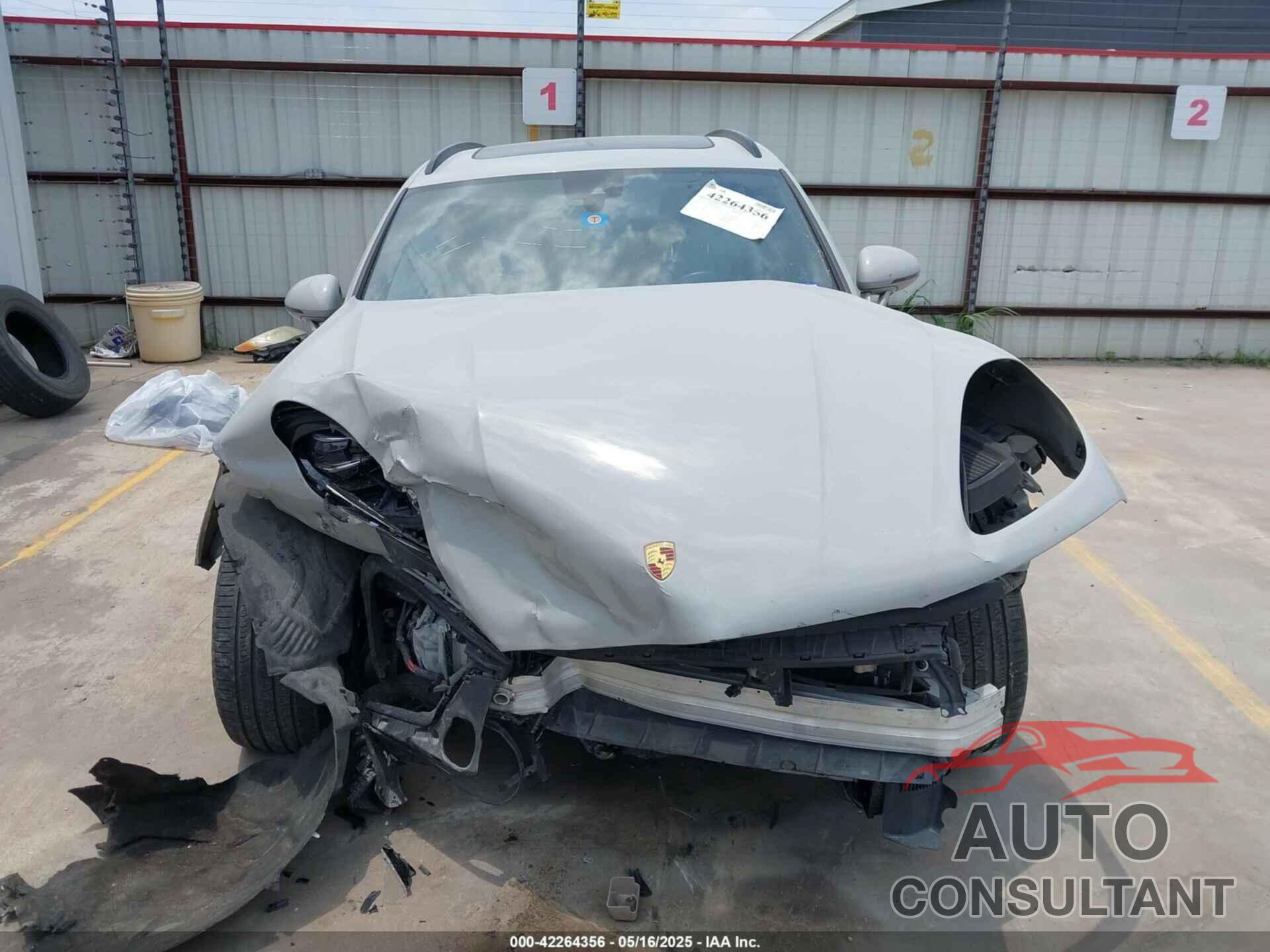 PORSCHE MACAN 2022 - WP1AA2A56NLB11535