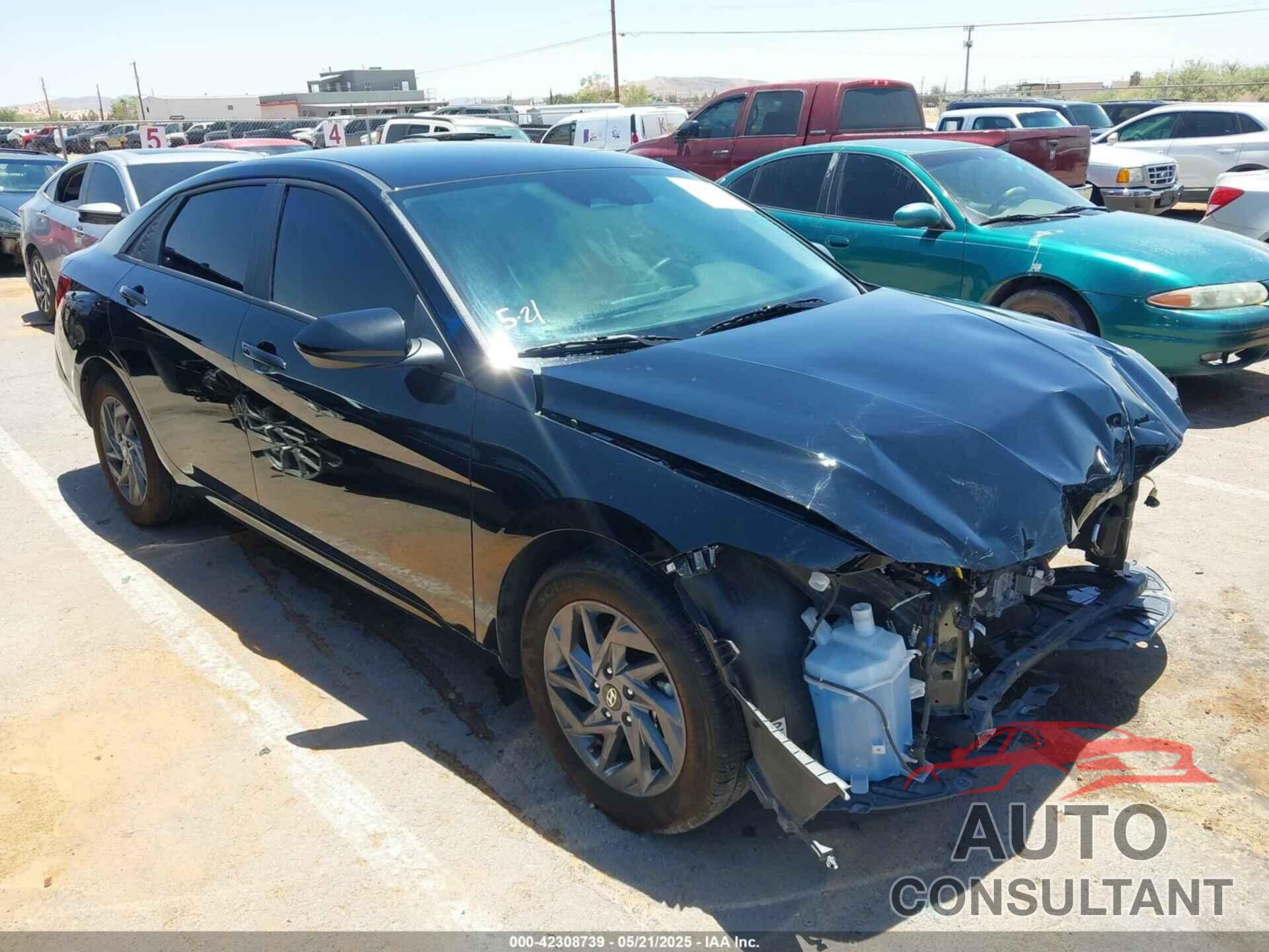 HYUNDAI ELANTRA 2024 - KMHLM4DG8RU682661