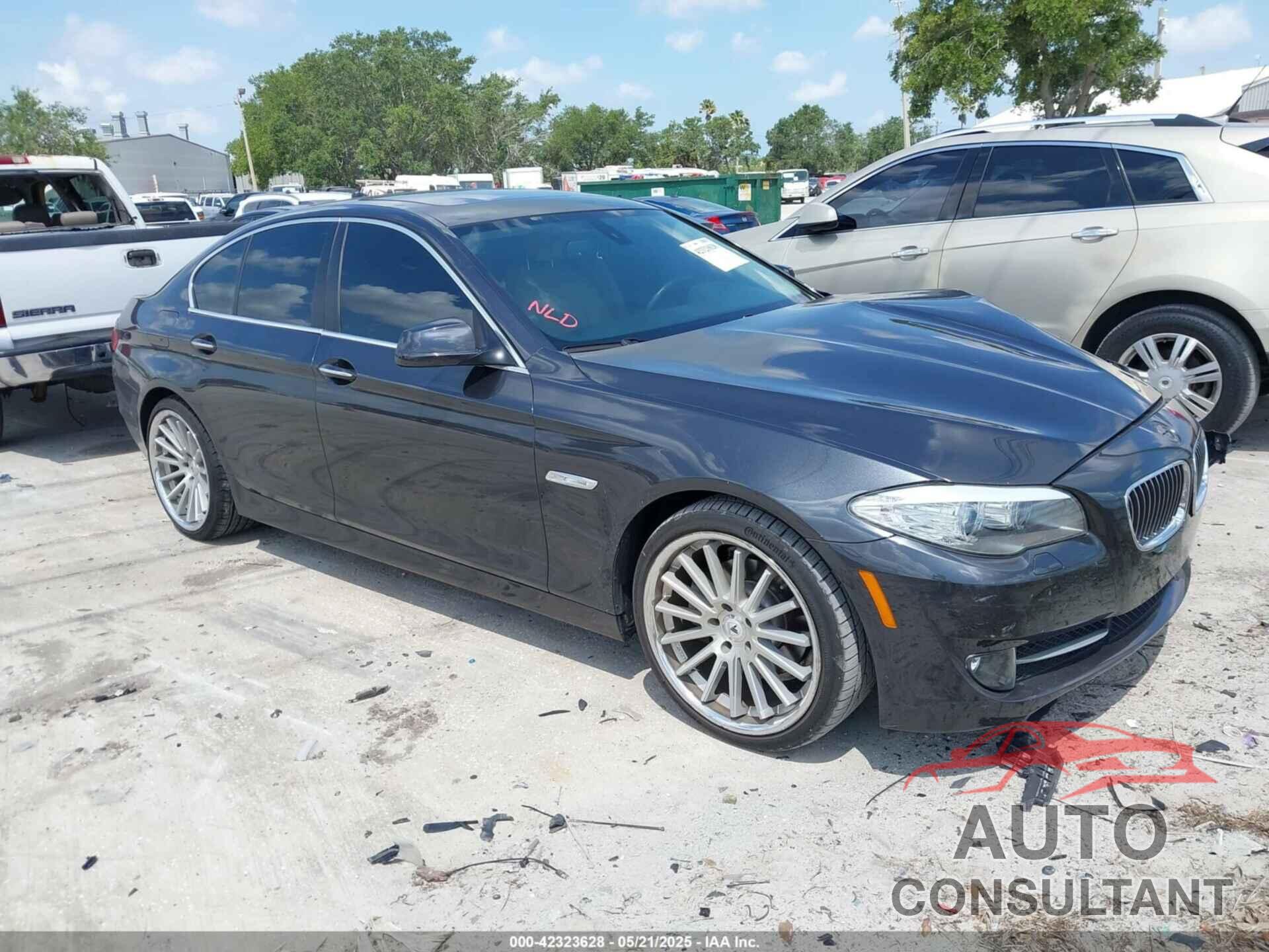 BMW 528I 2011 - WBAFR1C59BC747236