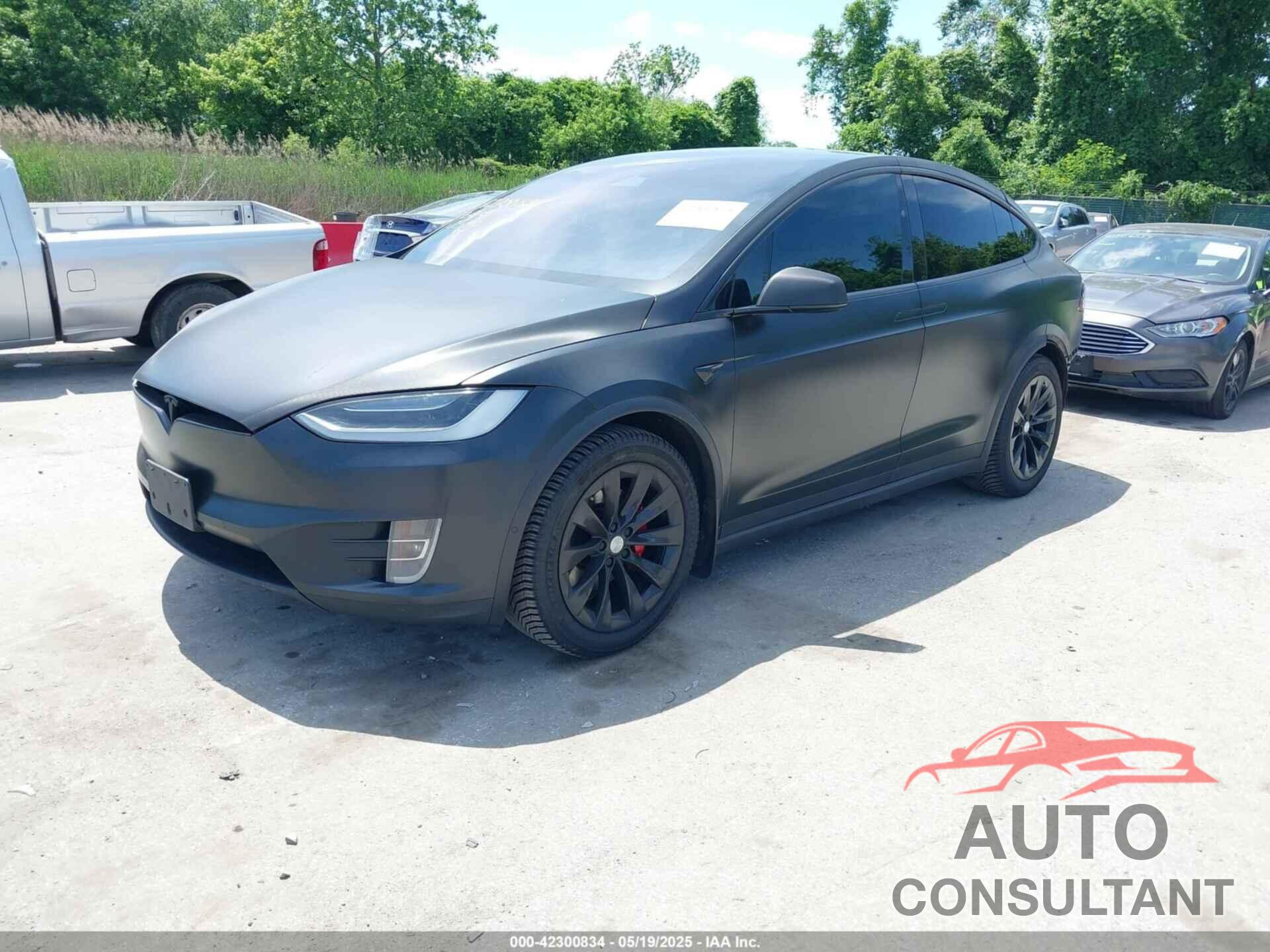 TESLA MODEL X 2018 - 5YJXCAE20JF142289
