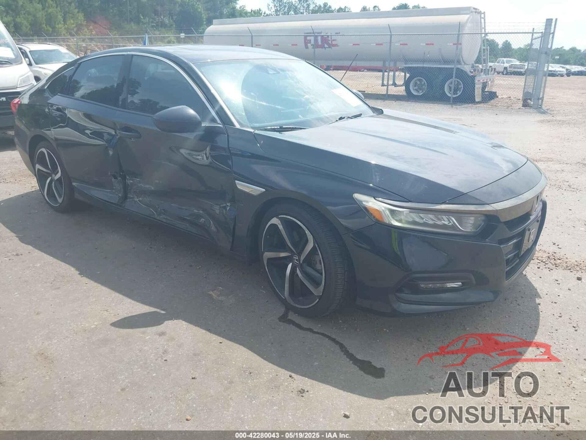 HONDA ACCORD 2018 - 1HGCV2F37JA009643