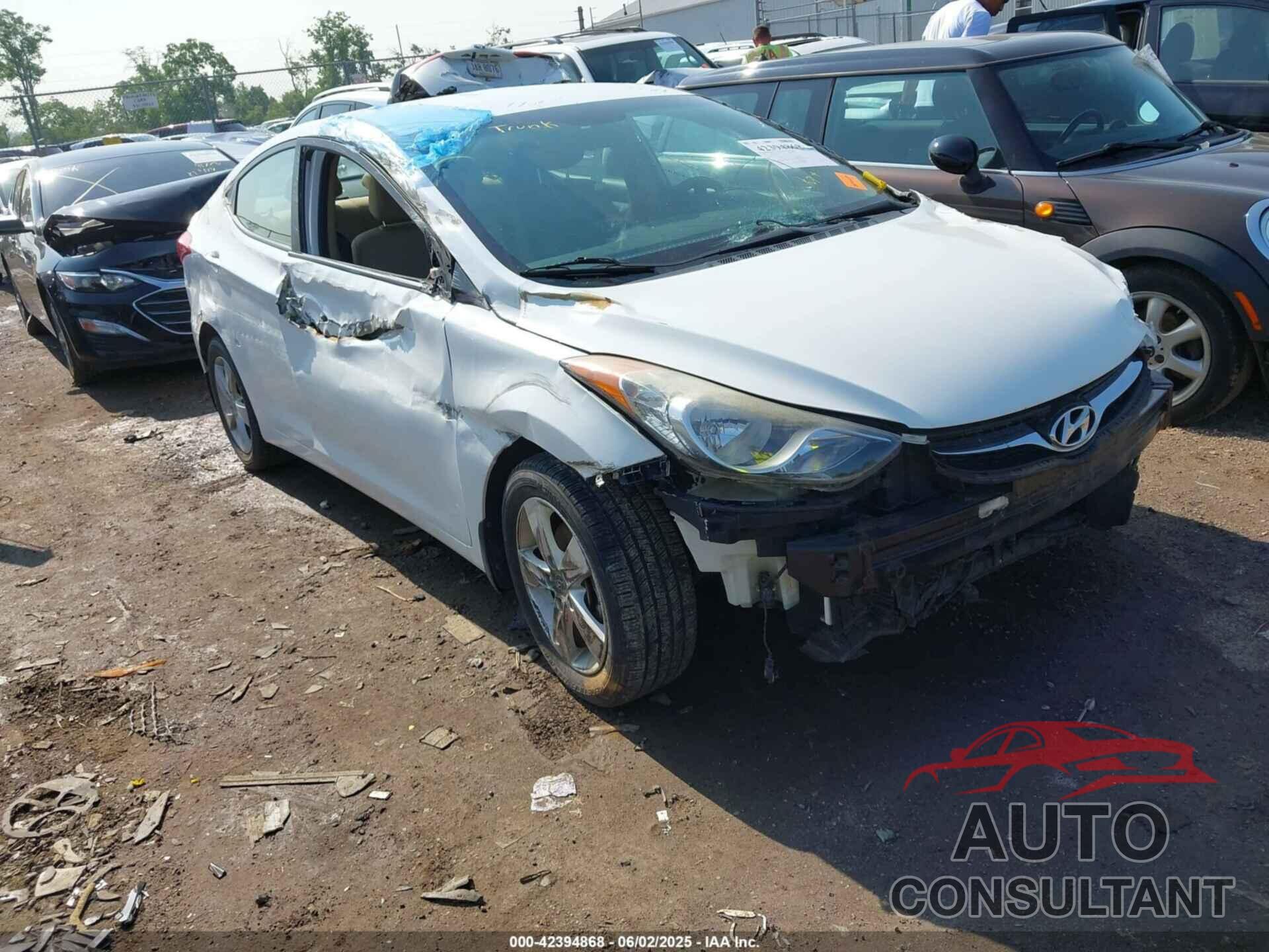 HYUNDAI ELANTRA 2013 - 5NPDH4AE6DH377775