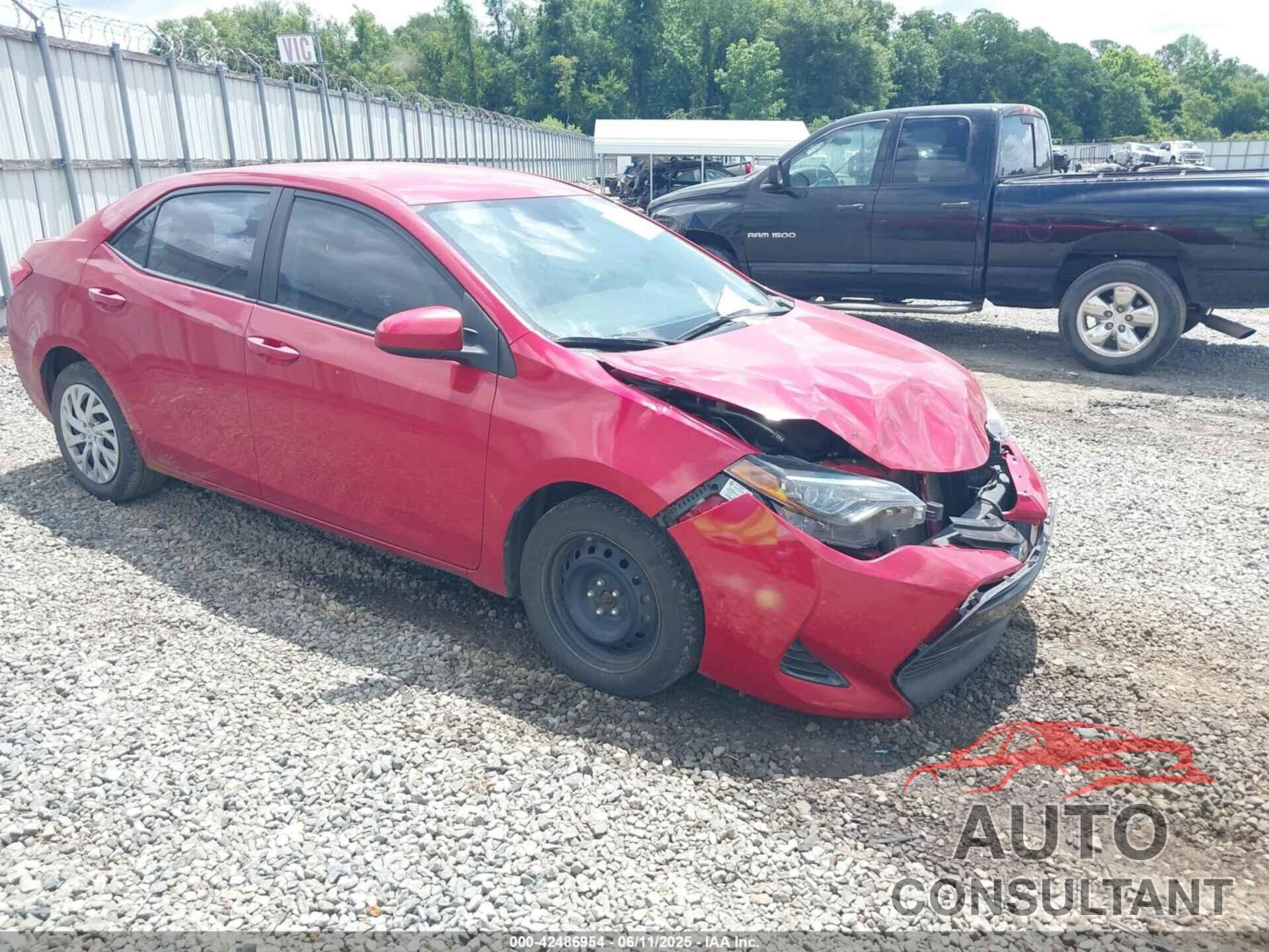 TOYOTA COROLLA 2018 - 2T1BURHE4JC031597