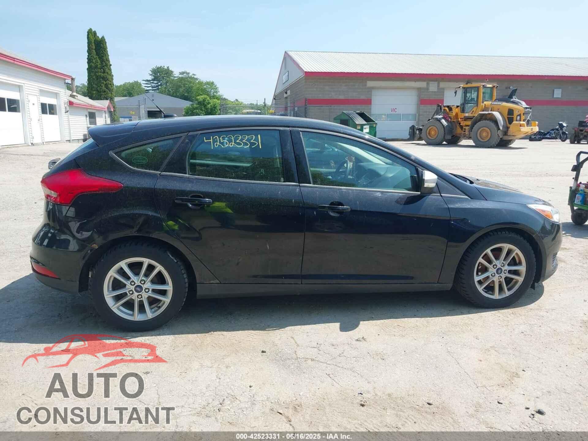 FORD FOCUS 2016 - 1FADP3K25GL375443